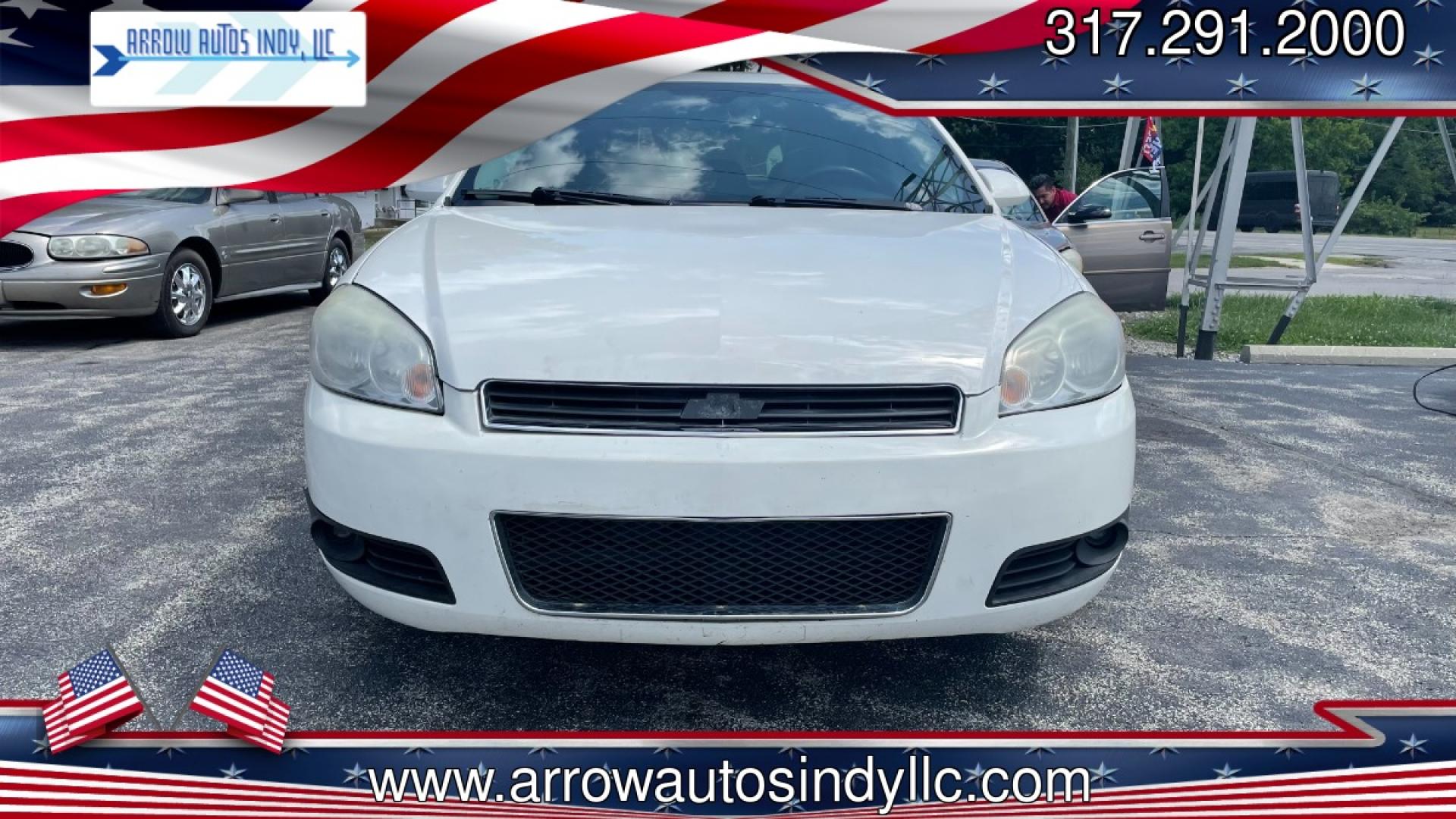 2008 WHITE /BLACK Chevrolet Impala LTZ (2G1WU583981) with an 3.9L V6 OHV 12V FFV engine, 4-Speed Automatic Overdrive transmission, located at 2710A Westlane Rd., Indianapolis, IN, 46268, (317) 291-2000, 39.885670, -86.208160 - Photo#0