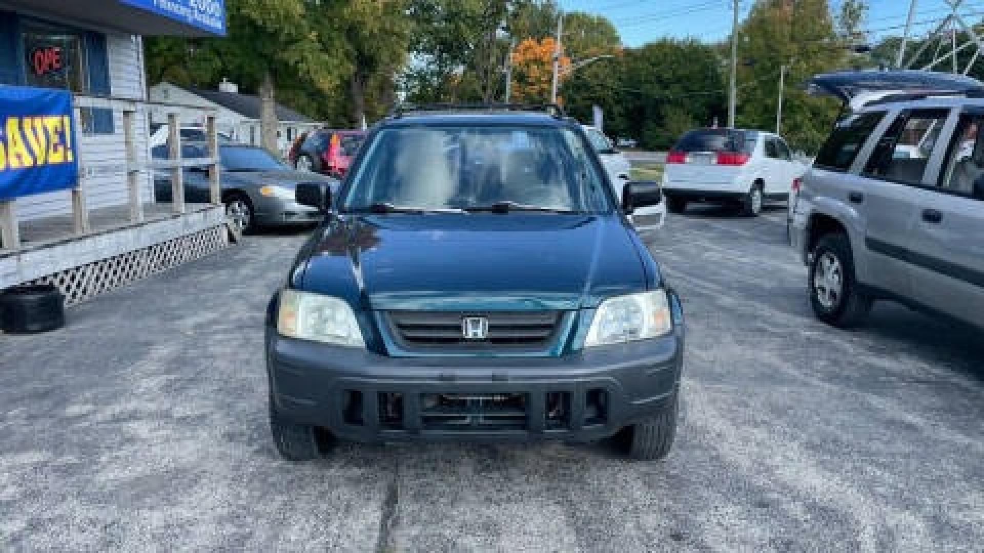 1997 GREEN /GREY Honda CR-V Base (JHLRD1853VC) with an 2.0L L4 DOHC 16V engine, 4-Speed Automatic Overdrive transmission, located at 2710A Westlane Rd., Indianapolis, IN, 46268, (317) 291-2000, 39.885670, -86.208160 - Photo#0