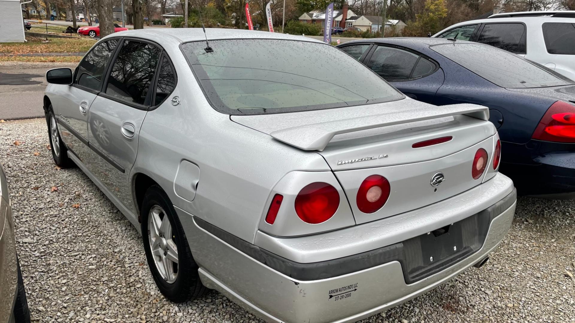 2002 SILVER /GREY Chevrolet Impala LS (2G1WH55K129) with an 3.8L V6 OHV 12V engine, 4-Speed Automatic Overdrive transmission, located at 2710A Westlane Rd., Indianapolis, IN, 46268, (317) 291-2000, 39.885670, -86.208160 - Photo#3