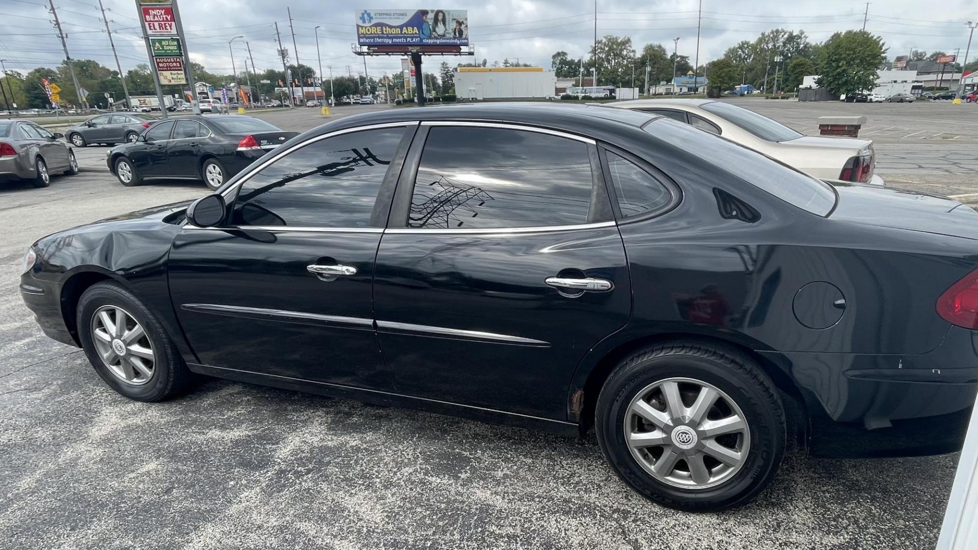 2007 BLACK /GREY Buick LaCrosse CXL (2G4WD582971) with an 3.8L V6 OHV 12V engine, 4-Speed Automatic Overdrive transmission, located at 2710A Westlane Rd., Indianapolis, IN, 46268, (317) 291-2000, 39.885670, -86.208160 - Photo#4