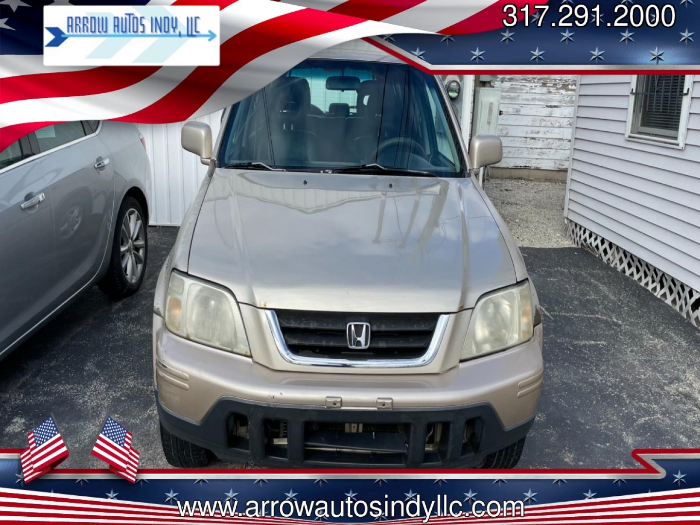 2000 Gold /TAN Honda CR-V SE 4WD (JHLRD1878YC) with an 2.0L L4 DOHC 16V engine, 4-Speed Automatic Overdrive transmission, located at 2710A Westlane Rd., Indianapolis, IN, 46268, (317) 291-2000, 39.885670, -86.208160 - Photo#0