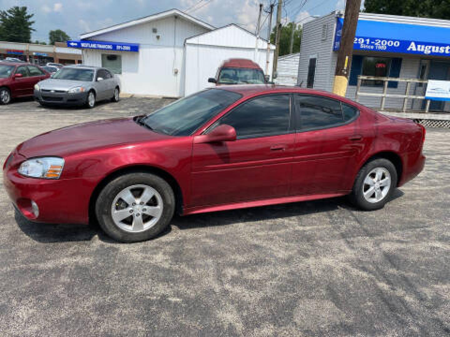 2008 Burgundy /BLACK Pontiac Grand Prix Sedan (2G2WP552581) with an 3.8L V6 OHV 12V engine, 4-Speed Automatic Overdrive transmission, located at 2710A Westlane Rd., Indianapolis, IN, 46268, (317) 291-2000, 39.885670, -86.208160 - Photo#4