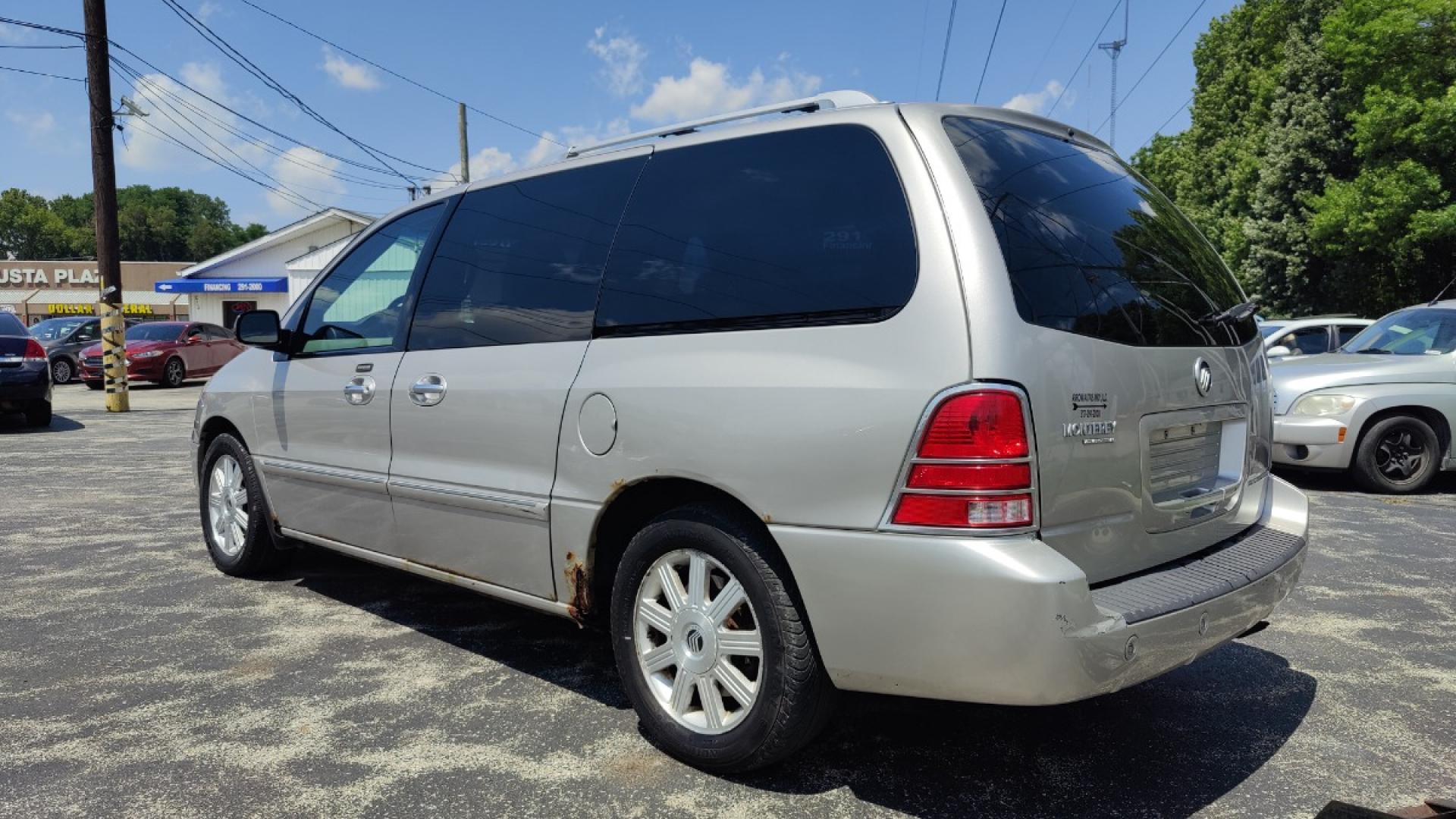 2006 Silver /BEIGE Mercury Monterey Luxury (2MRDA222X6B) with an 4.2L V6 OHV 12V engine, 4-Speed Automatic Overdrive transmission, located at 2710A Westlane Rd., Indianapolis, IN, 46268, (317) 291-2000, 39.885670, -86.208160 - Photo#2