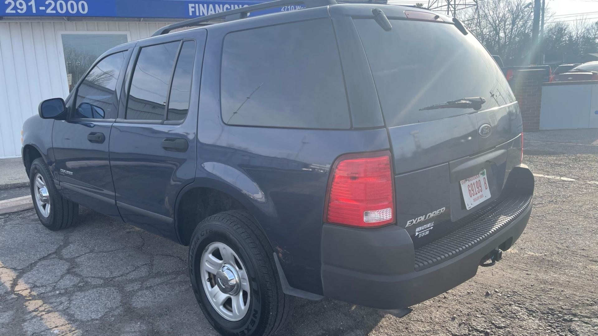 2004 Ford Explorer XLS 4.0L 2WD (1FMZU62KX4U) with an 4.0L V6 SOHC 12V FFV engine, 5-Speed Automatic Overdrive transmission, located at 2710A Westlane Rd., Indianapolis, IN, 46268, (317) 291-2000, 39.885670, -86.208160 - Photo#1