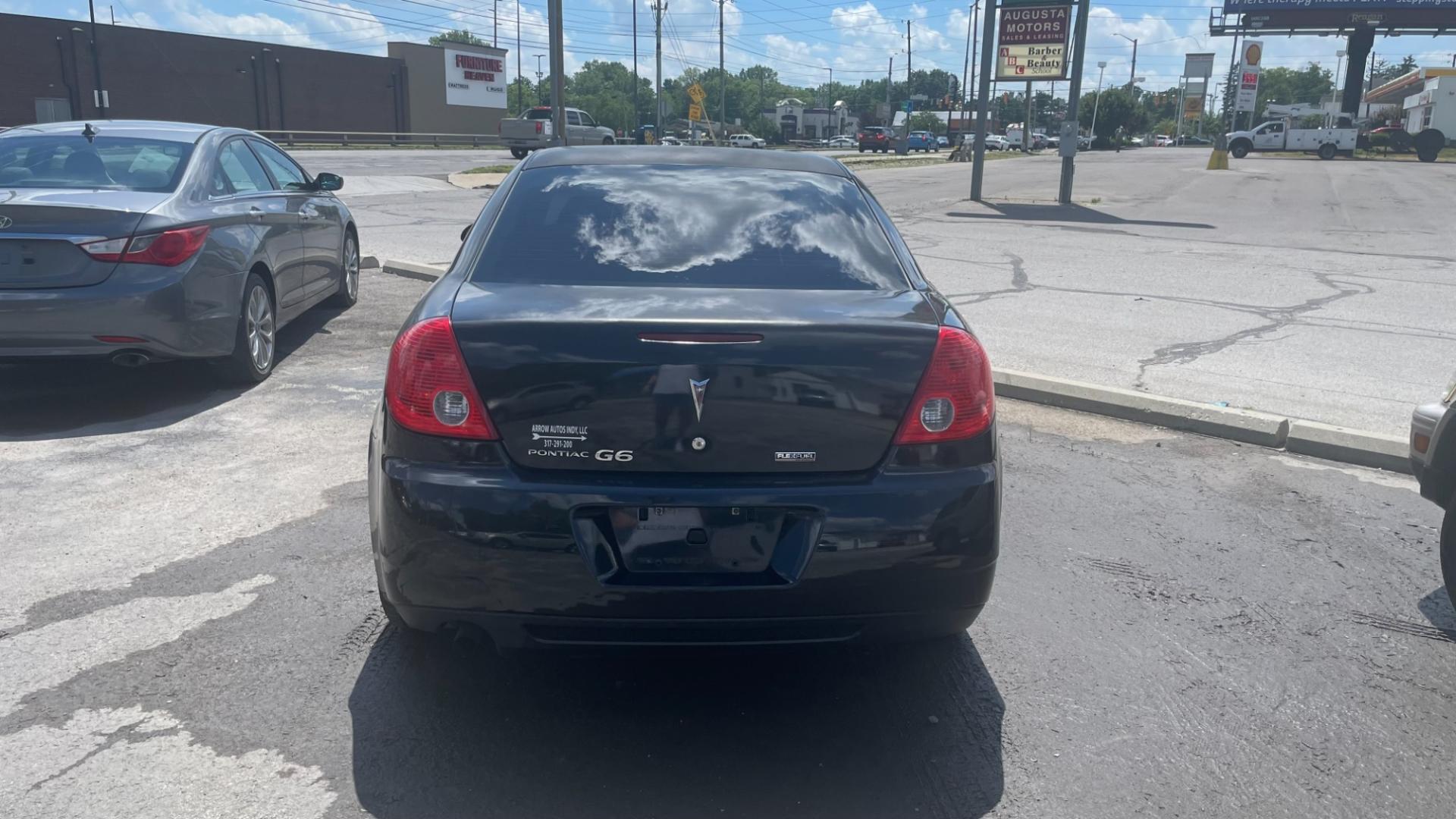 2010 BLACK /BLACK Pontiac G6 Base (1G2ZA5E01A4) with an 2.4L L4 DOHC 16V engine, 4-Speed Automatic transmission, located at 2710A Westlane Rd., Indianapolis, IN, 46268, (317) 291-2000, 39.885670, -86.208160 - Photo#6