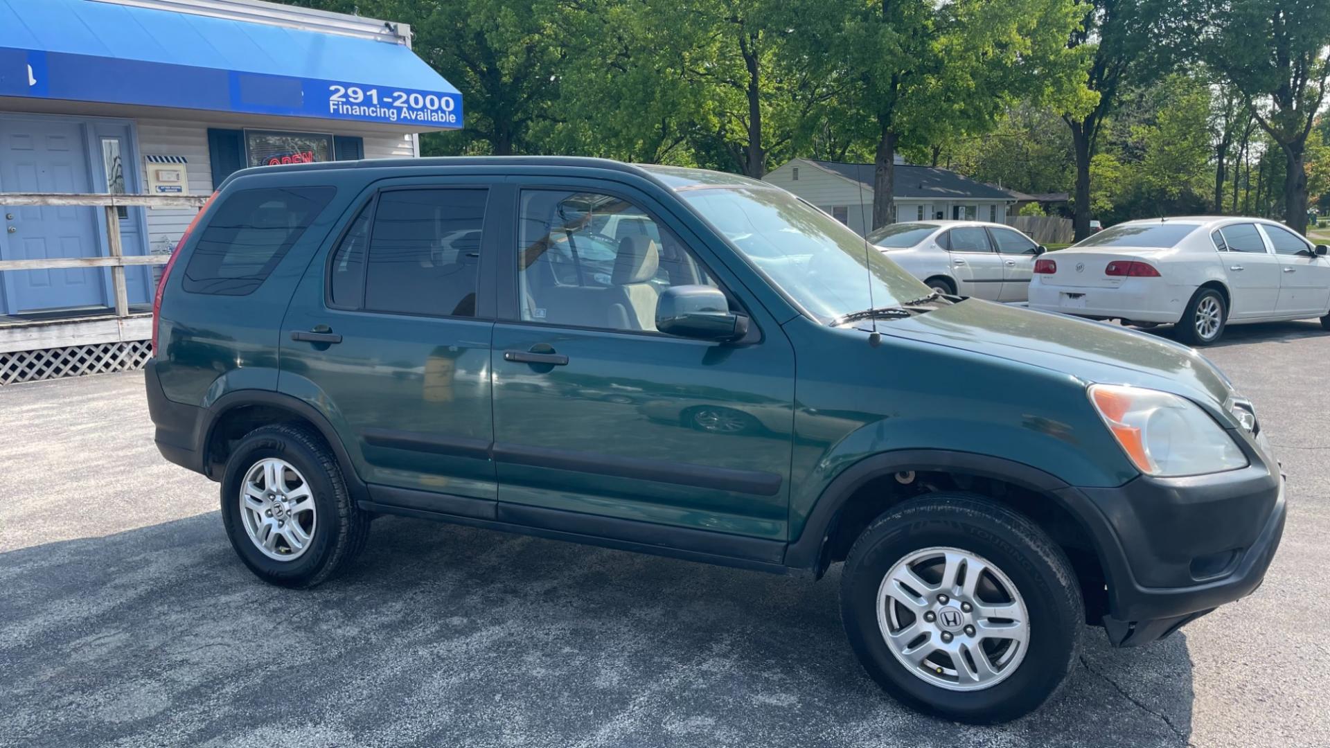 2004 GREEN /BEIGE Honda CR-V EX 4WD AT (SHSRD78824U) with an 2.4L L4 DOHC 16V engine, 4-Speed Automatic Overdrive transmission, located at 2710A Westlane Rd., Indianapolis, IN, 46268, (317) 291-2000, 39.885670, -86.208160 - Photo#3