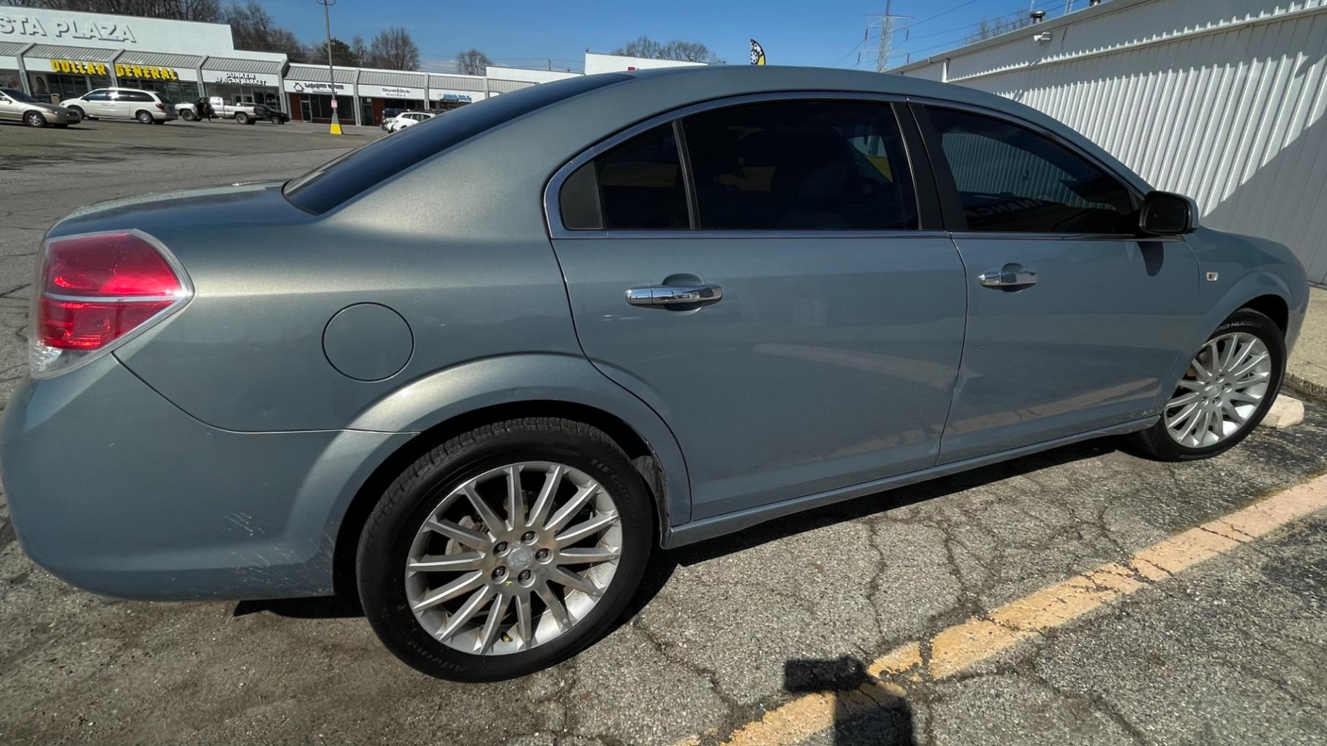 2009 Saturn Aura XR V6 (1G8ZX57729F) with an 3.6L V6 24V DOHC engine, 6-Speed Automatic transmission, located at 2710A Westlane Rd., Indianapolis, IN, 46268, (317) 291-2000, 39.885670, -86.208160 - Photo#1