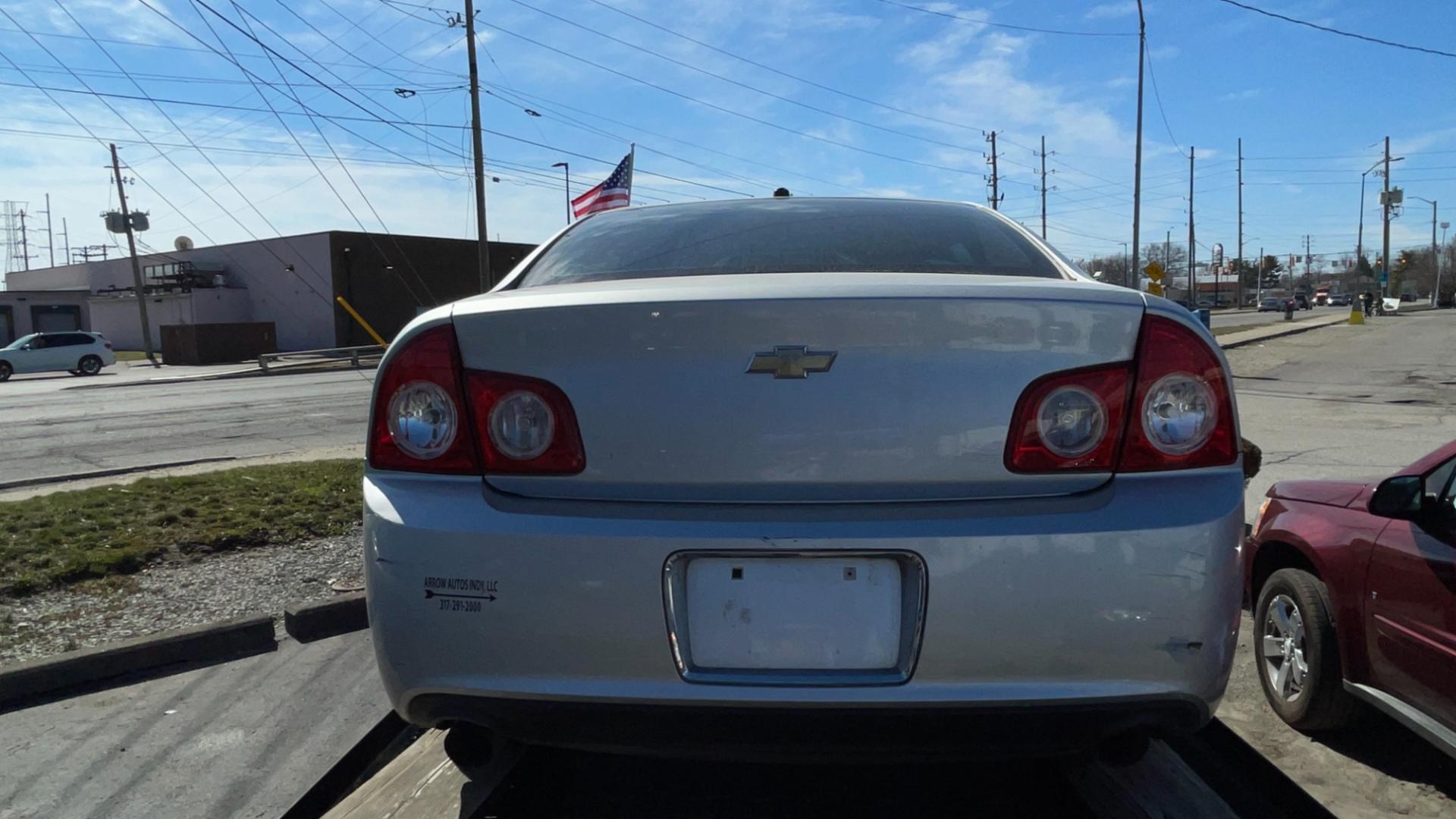 2009 Chevrolet Malibu LTZ (1G1ZK57779F) with an 3.6L V6 DOHC 24V engine, 6-Speed Automatic transmission, located at 2710A Westlane Rd., Indianapolis, IN, 46268, (317) 291-2000, 39.885670, -86.208160 - Photo#3