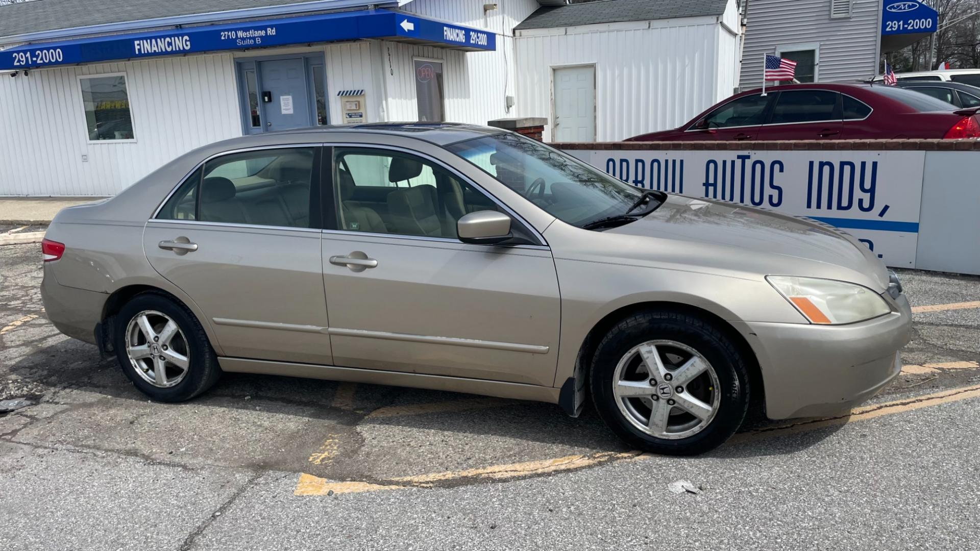 2003 GOLD /TAN Honda Accord EX sedan AT (JHMCM56683C) with an 2.4L L4 DOHC 16V engine, 5-Speed Automatic Overdrive transmission, located at 2710A Westlane Rd., Indianapolis, IN, 46268, (317) 291-2000, 39.885670, -86.208160 - Photo#2