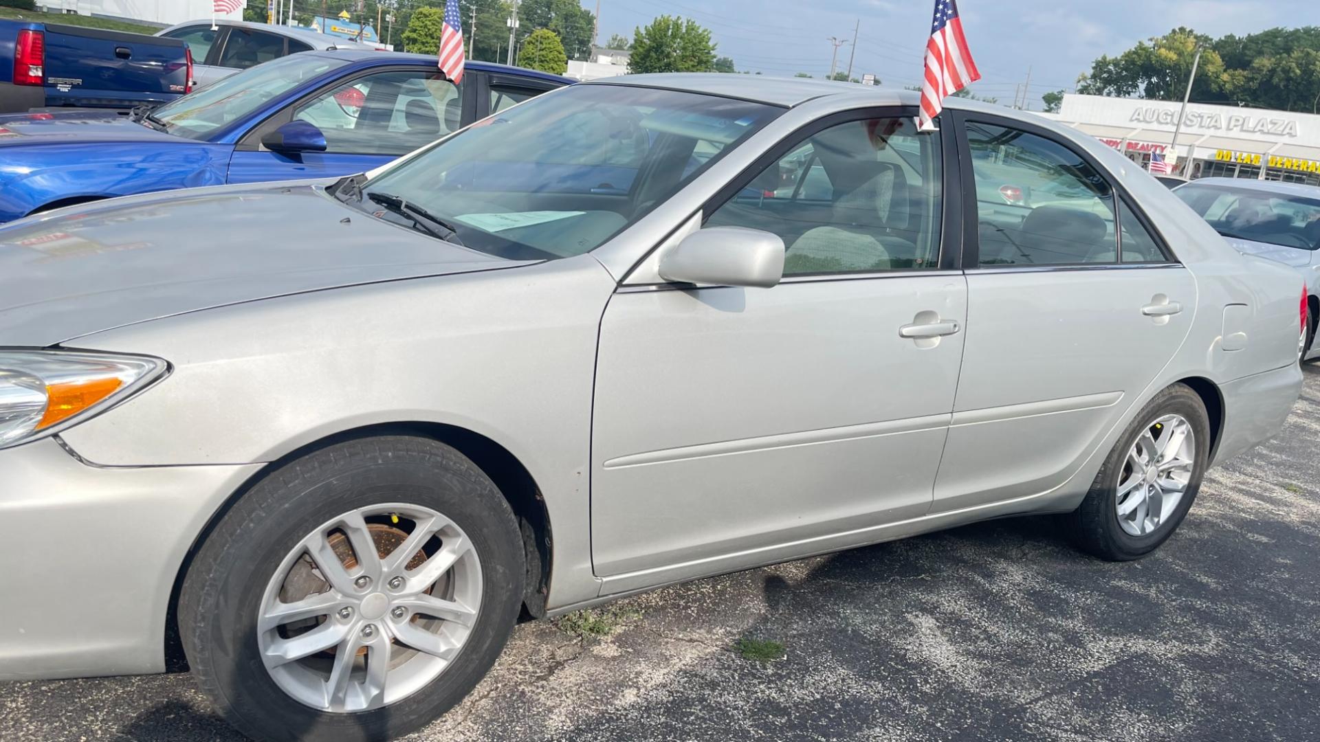 2002 Silver /GRAY Toyota Camry LE (4T1BE32K72U) with an 2.4L L4 DOHC 16V engine, located at 2710A Westlane Rd., Indianapolis, IN, 46268, (317) 291-2000, 39.885670, -86.208160 - Photo#1