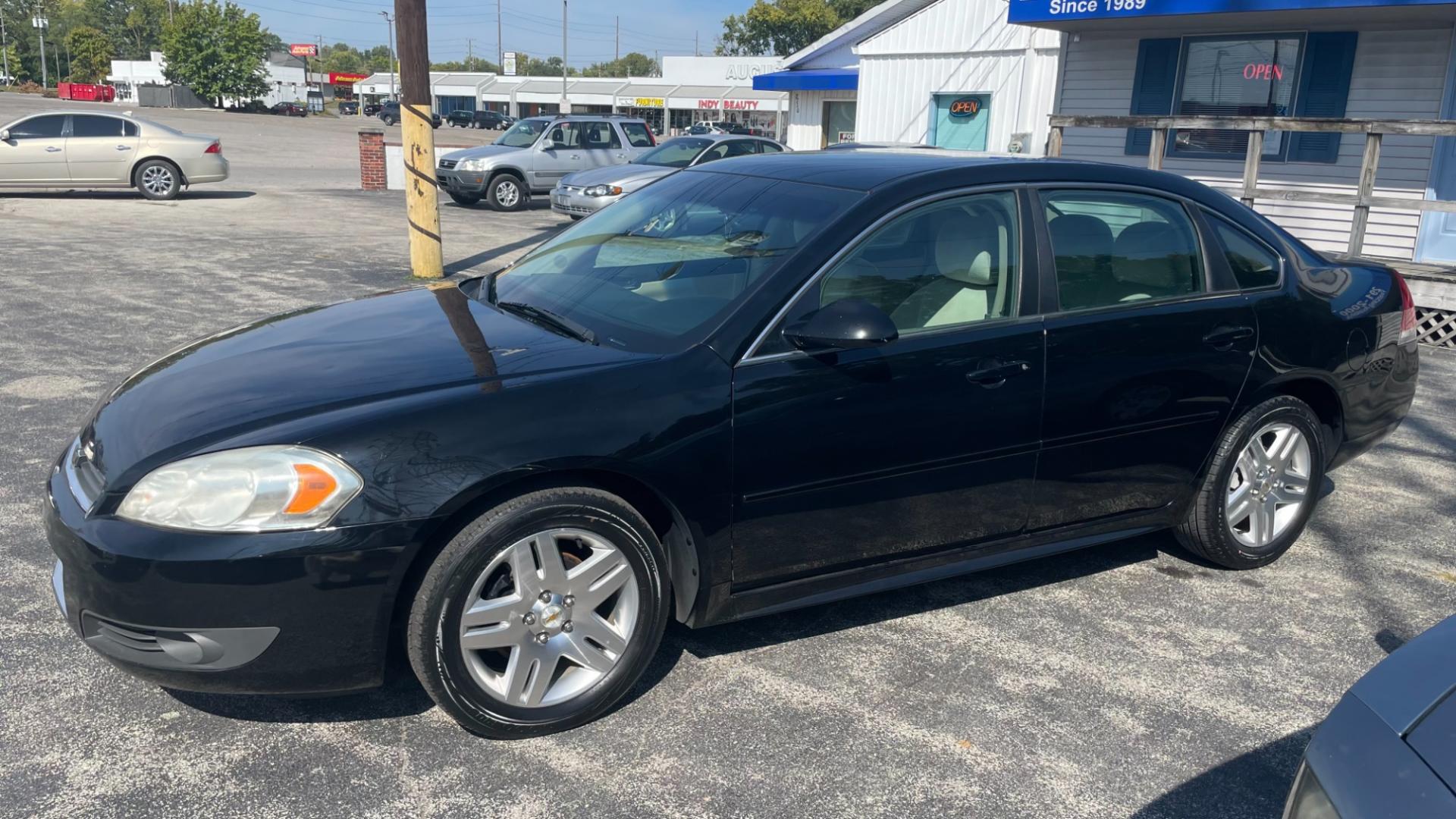 2011 /BEIGE Chevrolet Impala LT (2G1WG5EK2B1) with an 3.5L V6 OHV 16V FFV engine, 4-Speed Automatic transmission, located at 2710A Westlane Rd., Indianapolis, IN, 46268, (317) 291-2000, 39.885670, -86.208160 - Photo#1