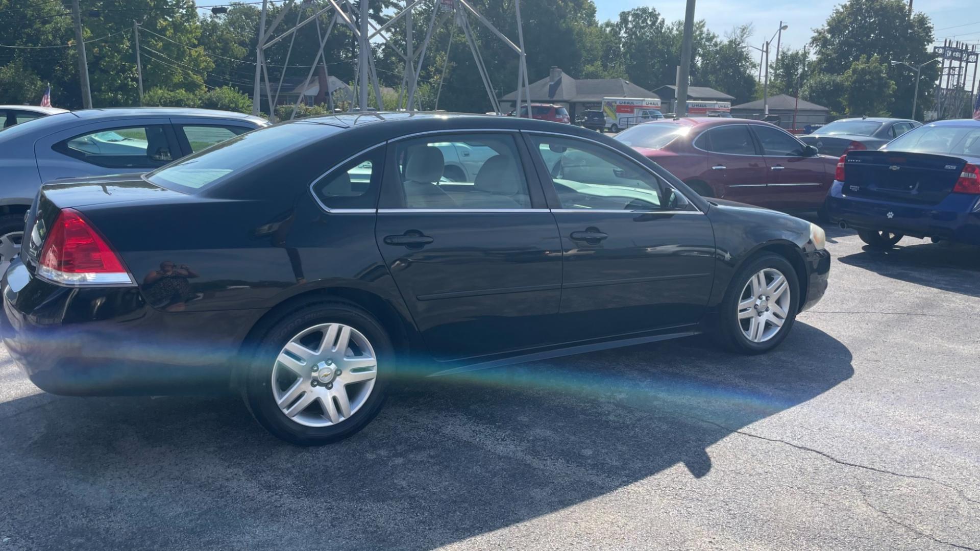 2011 /BEIGE Chevrolet Impala LT (2G1WG5EK2B1) with an 3.5L V6 OHV 16V FFV engine, 4-Speed Automatic transmission, located at 2710A Westlane Rd., Indianapolis, IN, 46268, (317) 291-2000, 39.885670, -86.208160 - Photo#4