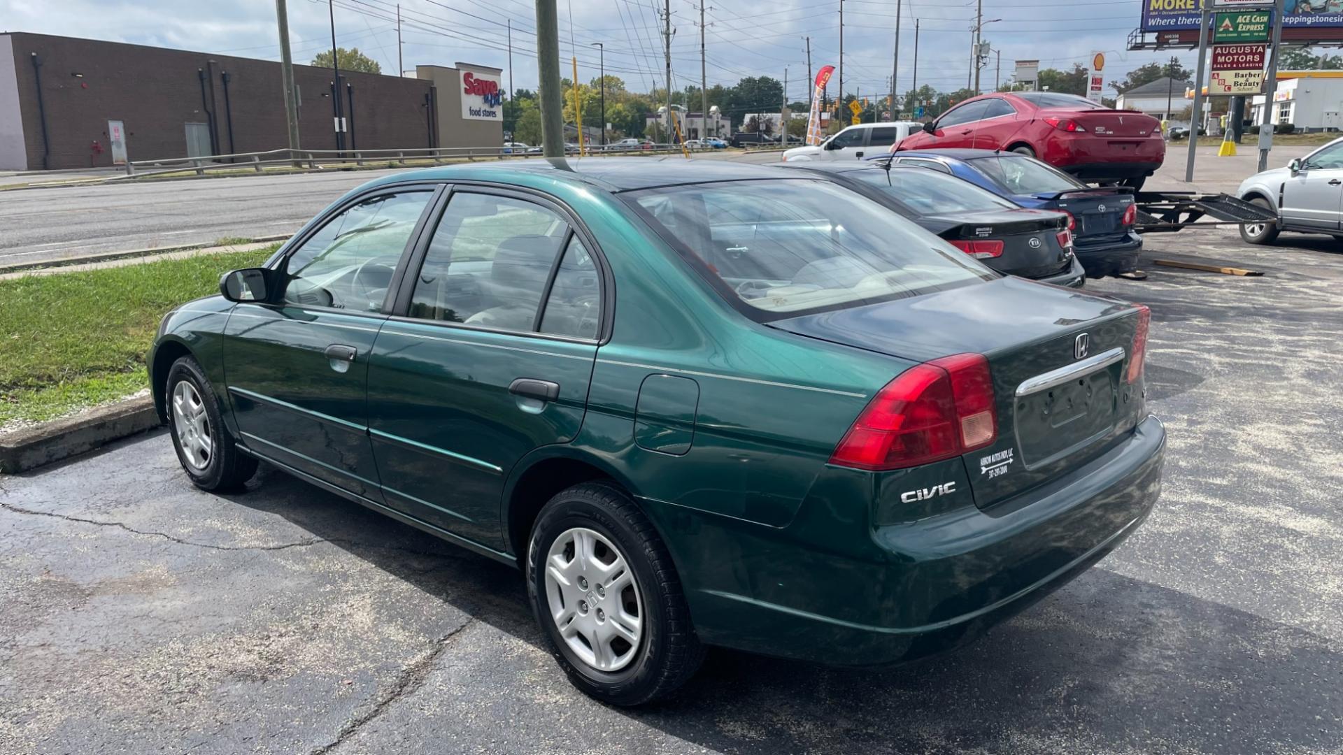 2001 GREEN /TAN Honda Civic LX sedan (1HGES16571L) with an 1.7L L4 SOHC 16V engine, 4-Speed Automatic Overdrive transmission, located at 2710A Westlane Rd., Indianapolis, IN, 46268, (317) 291-2000, 39.885670, -86.208160 - Photo#4