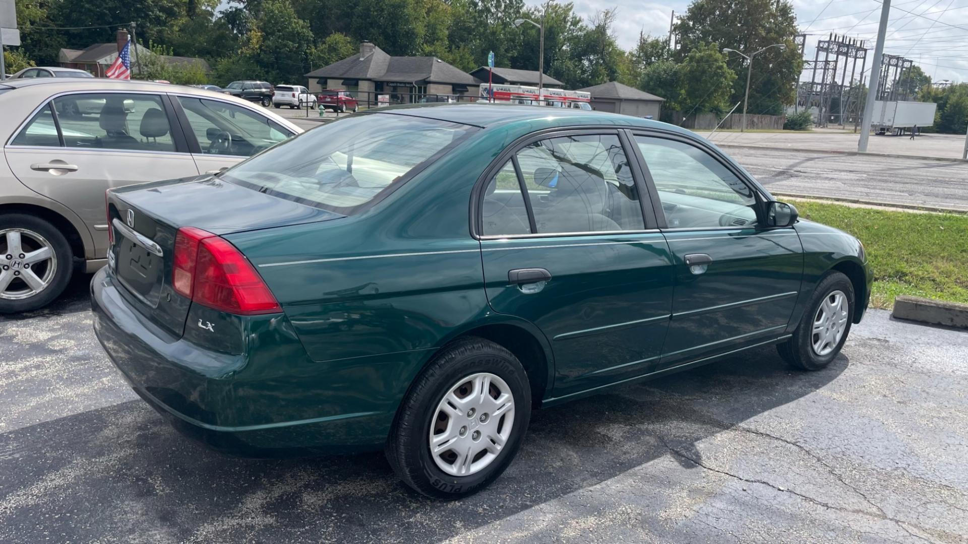 2001 GREEN /TAN Honda Civic LX sedan (1HGES16571L) with an 1.7L L4 SOHC 16V engine, 4-Speed Automatic Overdrive transmission, located at 2710A Westlane Rd., Indianapolis, IN, 46268, (317) 291-2000, 39.885670, -86.208160 - Photo#3