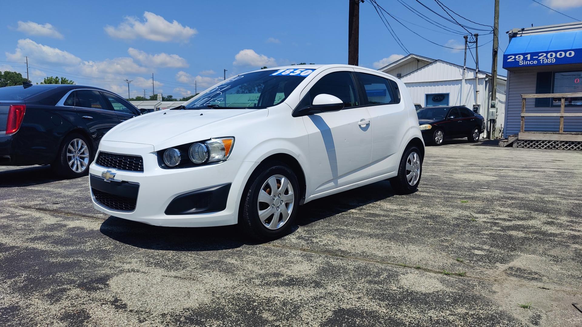 2014 WHITE /GRAY Chevrolet Sonic (1G1JA6SH6E4) , located at 2710A Westlane Rd., Indianapolis, IN, 46268, (317) 291-2000, 39.885670, -86.208160 - Photo#0