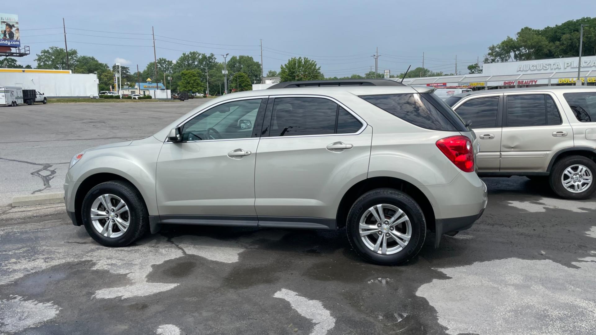 2015 Gold /TAN Chevrolet Equinox 2 LT (2GNFLGEK5F6) with an 2.4L L4 DOHC 16V engine, 4-Speed Automatic transmission, located at 2710A Westlane Rd., Indianapolis, IN, 46268, (317) 291-2000, 39.885670, -86.208160 - Photo#3