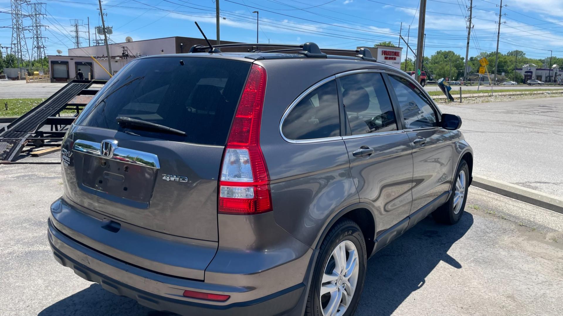 2010 BRONZE Honda CR-V EX (3CZRE4H53AG) with an 2.4L L4 DOHC 16V engine, 4-Speed Automatic transmission, located at 2710A Westlane Rd., Indianapolis, IN, 46268, (317) 291-2000, 39.885670, -86.208160 - Photo#4