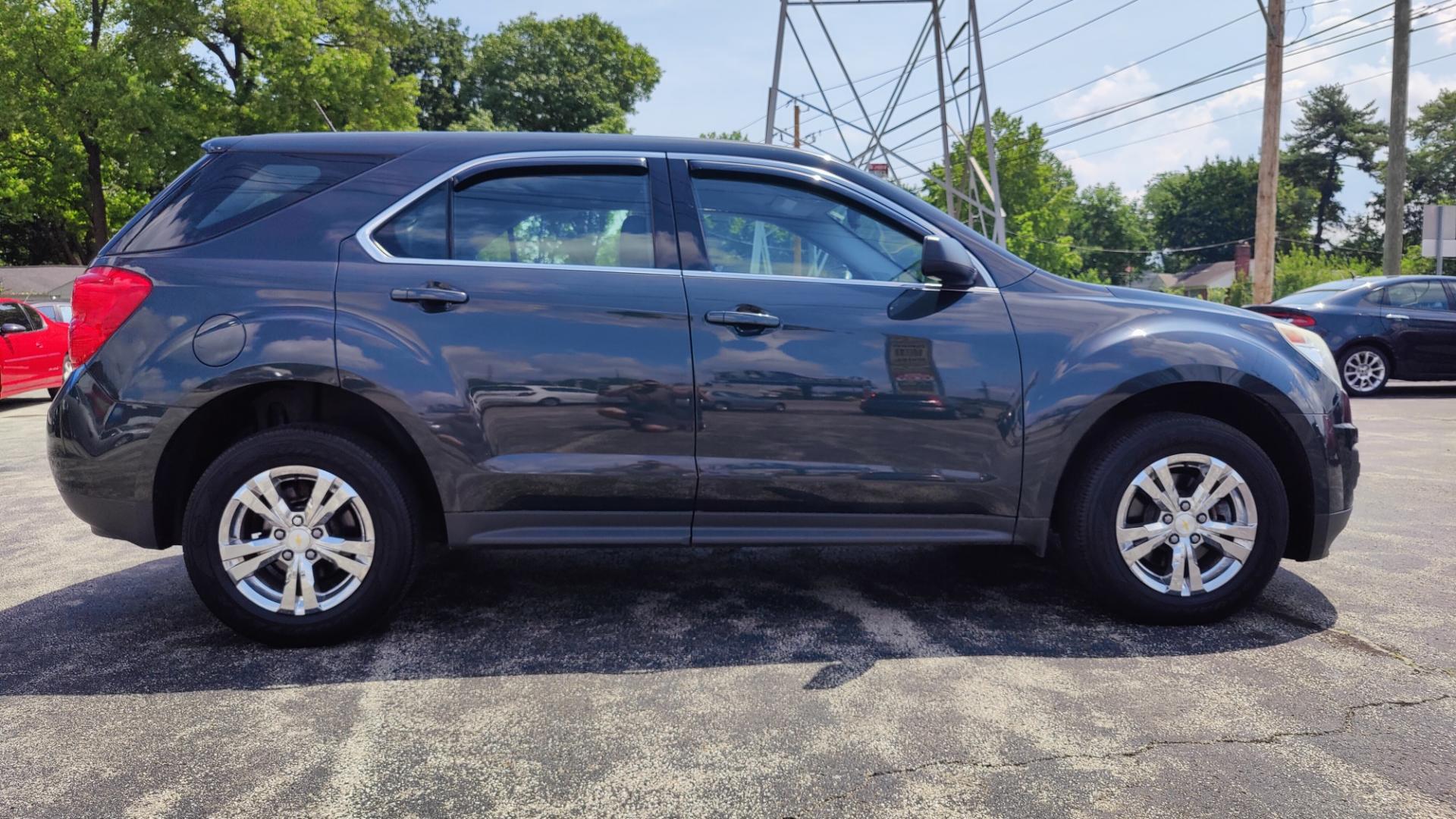 2014 GRAY Chevrolet Equinox LS (2GNFLEEK2E6) with an 2.4L L4 DOHC 16V engine, 6-Speed Automatic transmission, located at 2710A Westlane Rd., Indianapolis, IN, 46268, (317) 291-2000, 39.885670, -86.208160 - Photo#2