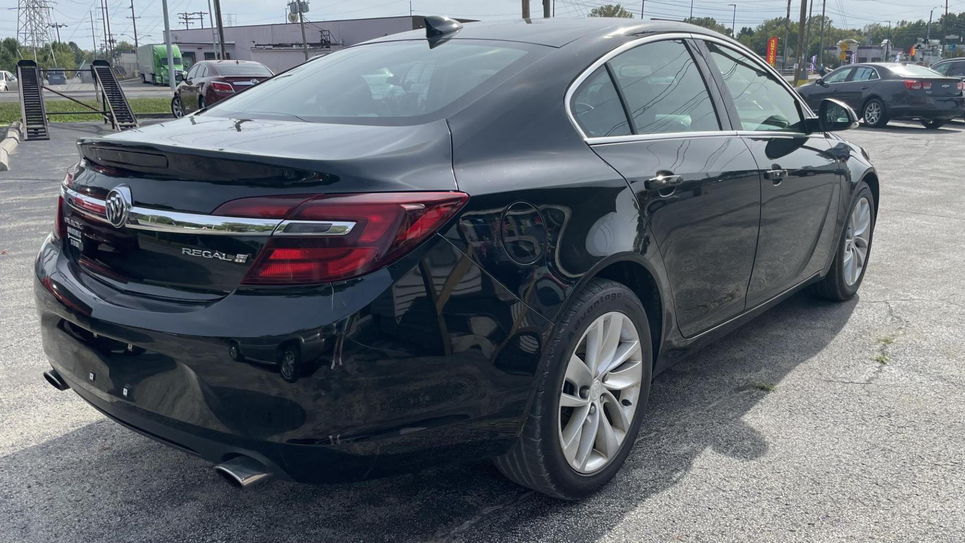 2015 BLACK /BLACK Buick Regal Premium (2G4GN5EX5F9) with an 2.0L L4 DOHC 16V engine, 6-Speed Automatic transmission, located at 2710A Westlane Rd., Indianapolis, IN, 46268, (317) 291-2000, 39.885670, -86.208160 - Photo#7