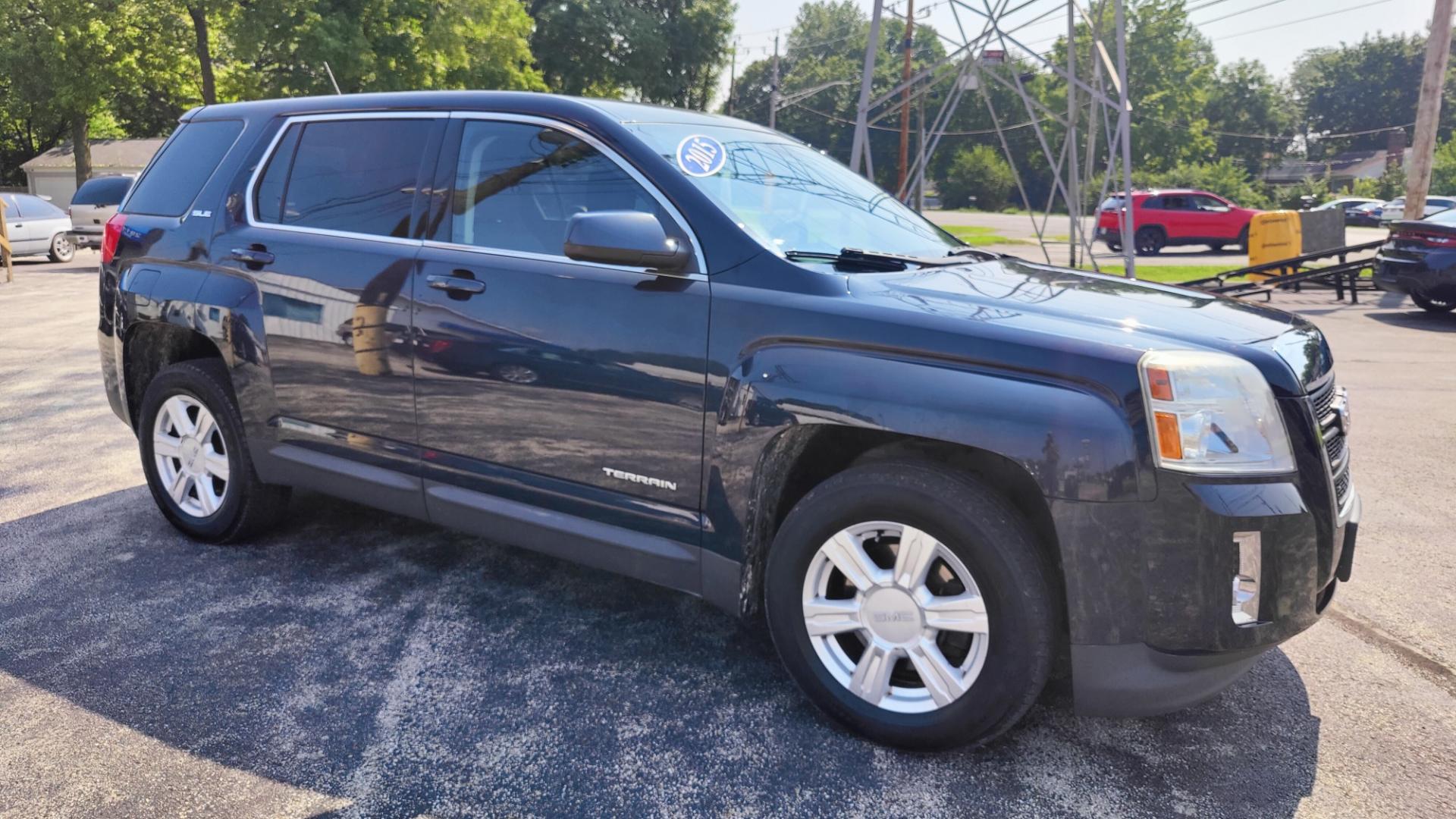 2015 BLUE /GRAY GMC Terrain SLE (2GKFLVEK7F6) with an 2.4L L4 DOHC 16V engine, 6-Speed Automatic transmission, located at 2710A Westlane Rd., Indianapolis, IN, 46268, (317) 291-2000, 39.885670, -86.208160 - Photo#3