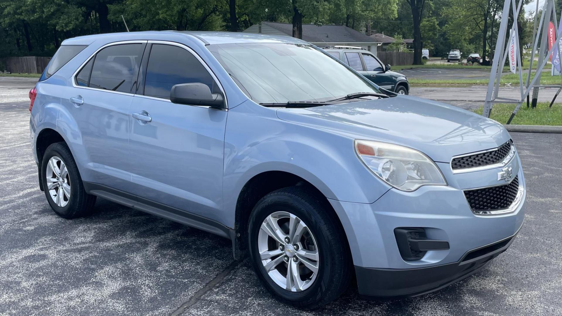 2014 Chevrolet Equinox LS 2WD (2GNALAEK2E6) with an 2.4L L4 DOHC 16V FFV engine, 6-Speed Automatic transmission, located at 2710A Westlane Rd., Indianapolis, IN, 46268, (317) 291-2000, 39.885670, -86.208160 - Photo#2