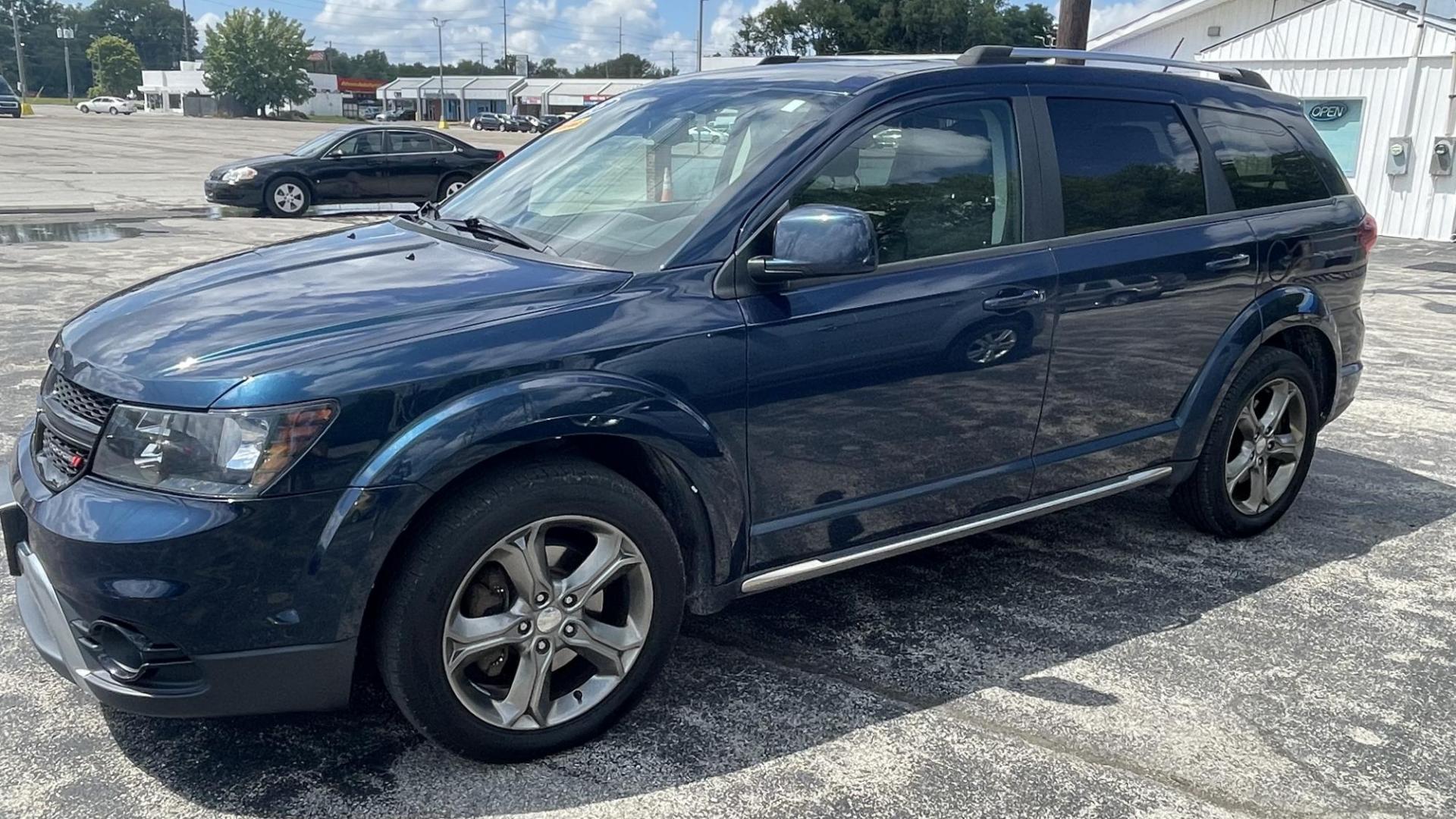 2015 Dodge Journey Crossroad AWD (3C4PDDGG4FT) with an 3.6L V6 DOHC 24V engine, 6-Speed Automatic transmission, located at 2710A Westlane Rd., Indianapolis, IN, 46268, (317) 291-2000, 39.885670, -86.208160 - Photo#2