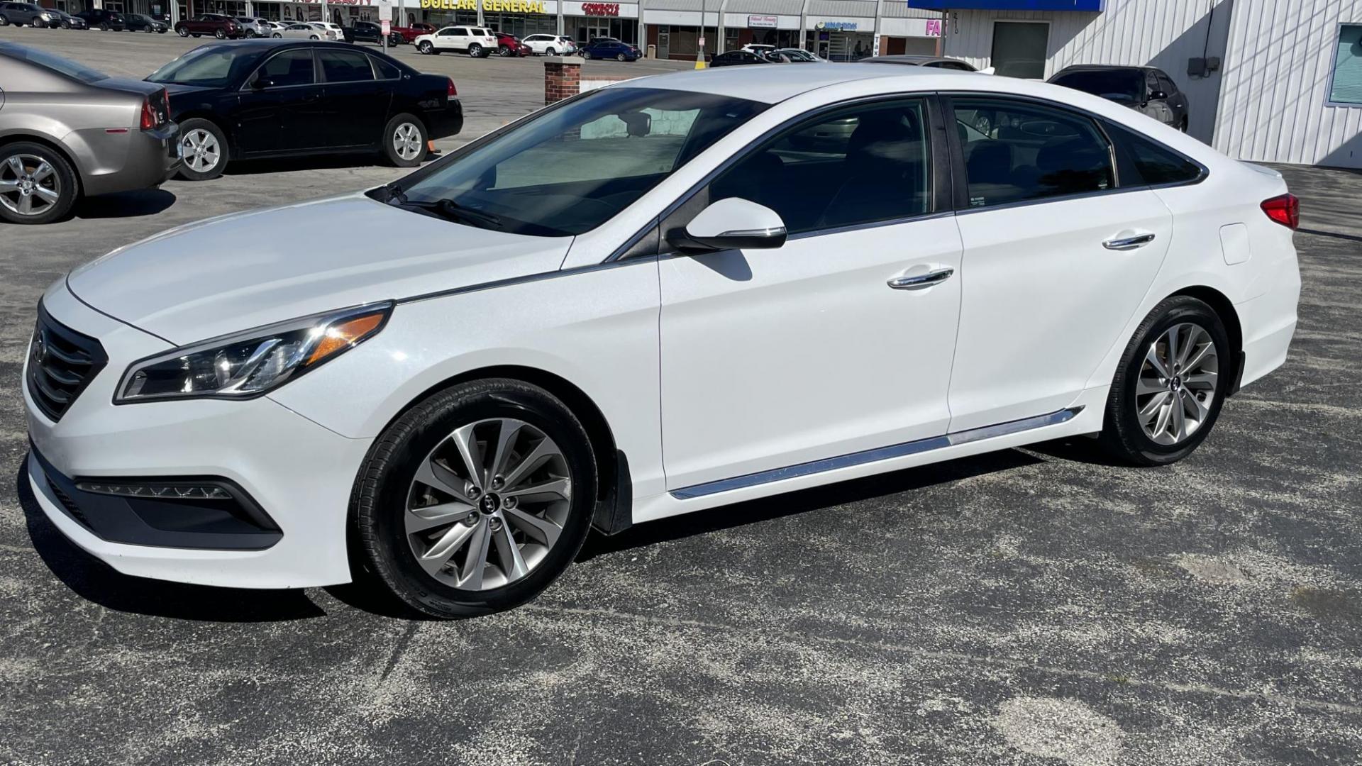 2015 Hyundai Sonata Sport (5NPE34AF0FH) with an 2.4L L4 DOHC 16V engine, 6-Speed Automatic transmission, located at 2710A Westlane Rd., Indianapolis, IN, 46268, (317) 291-2000, 39.885670, -86.208160 - PUSH START, BACKUP CAMERA, KEYLESS ENTRY, LEATHER/CLOTH INTERIOR - Photo#0