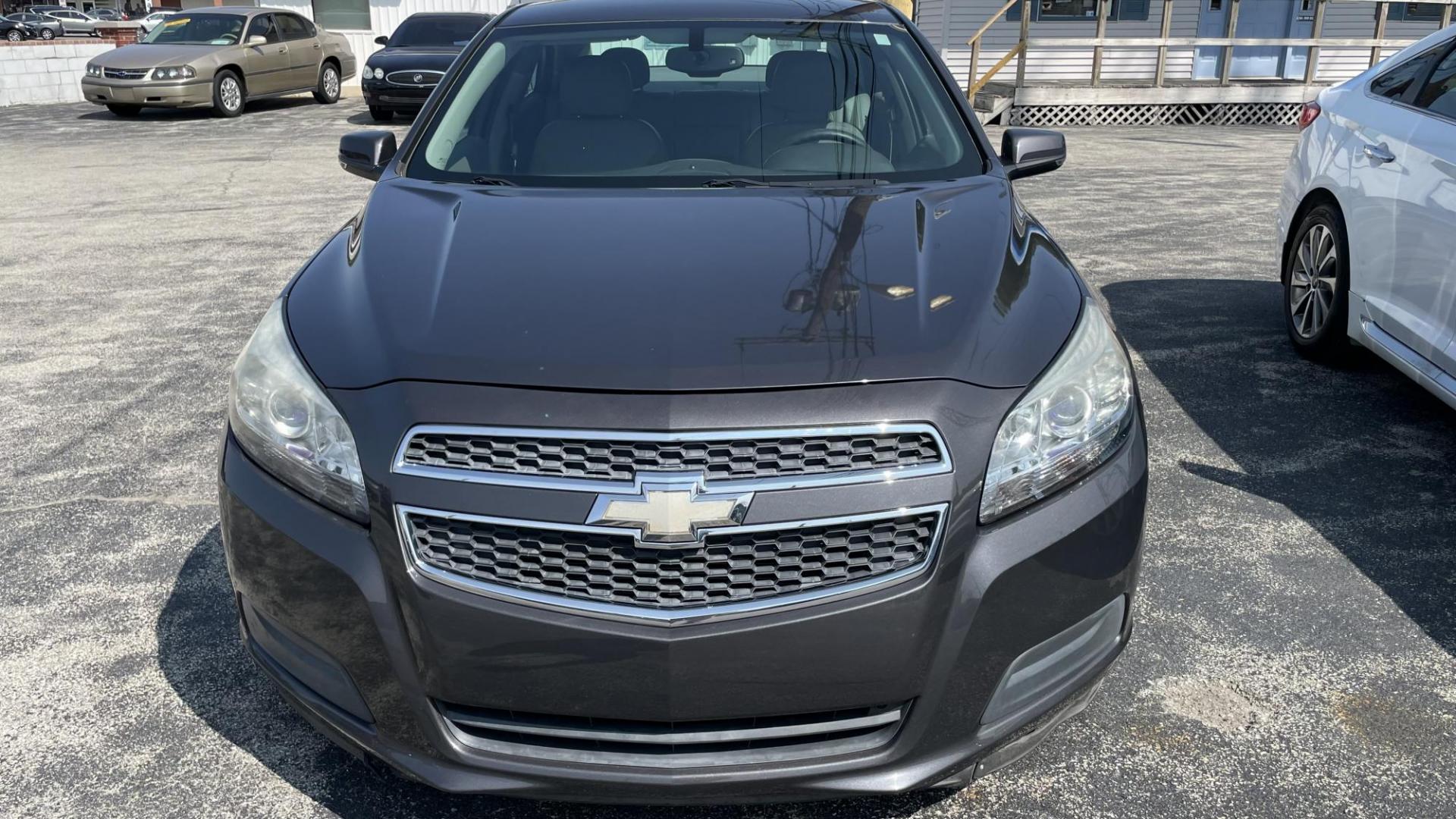 2013 Chevrolet Malibu 1LT (1G11C5SA5DF) with an 2.5L L4 DOHC 16V engine, 6-Speed Automatic transmission, located at 2710A Westlane Rd., Indianapolis, IN, 46268, (317) 291-2000, 39.885670, -86.208160 - Photo#5