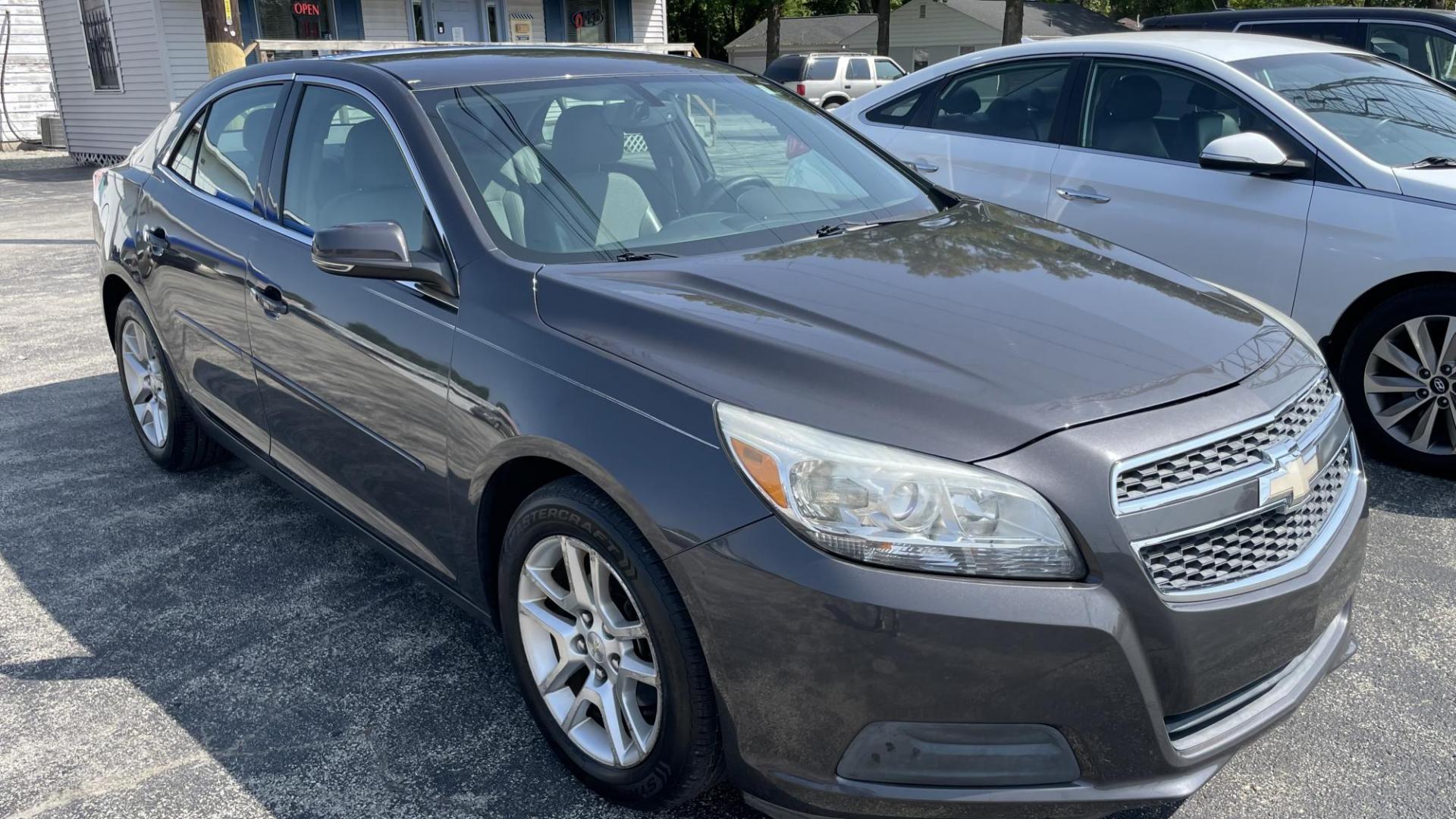 2013 Chevrolet Malibu 1LT (1G11C5SA5DF) with an 2.5L L4 DOHC 16V engine, 6-Speed Automatic transmission, located at 2710A Westlane Rd., Indianapolis, IN, 46268, (317) 291-2000, 39.885670, -86.208160 - Photo#1