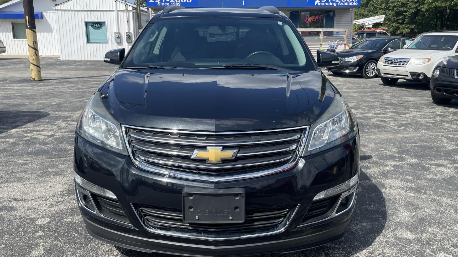 2015 Chevrolet Traverse 1LT FWD (1GNKRGKD6FJ) with an 3.6L V6 DOHC 24V engine, 6-Speed Automatic transmission, located at 2710A Westlane Rd., Indianapolis, IN, 46268, (317) 291-2000, 39.885670, -86.208160 - 3RD ROW SEATS, SUNROOF, MOONROOF, REAR CLIMATE CONTROL - Photo#2