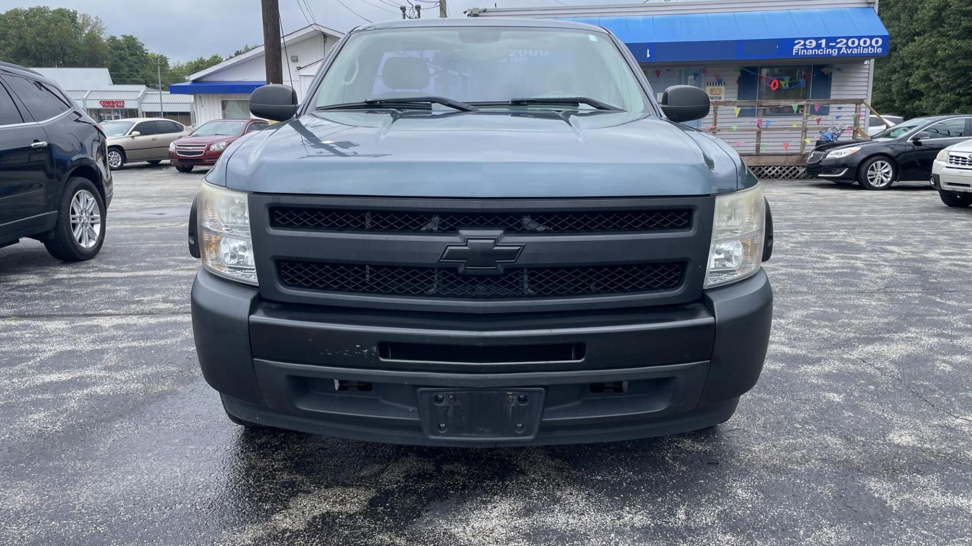 2010 BLUE /GRAY Chevrolet Silverado 1500 Work Truck 2WD (1GCPCPEX4AZ) with an 4.3L V6 OHV 12V engine, 4-Speed Automatic transmission, located at 2710A Westlane Rd., Indianapolis, IN, 46268, (317) 291-2000, 39.885670, -86.208160 - Photo#5