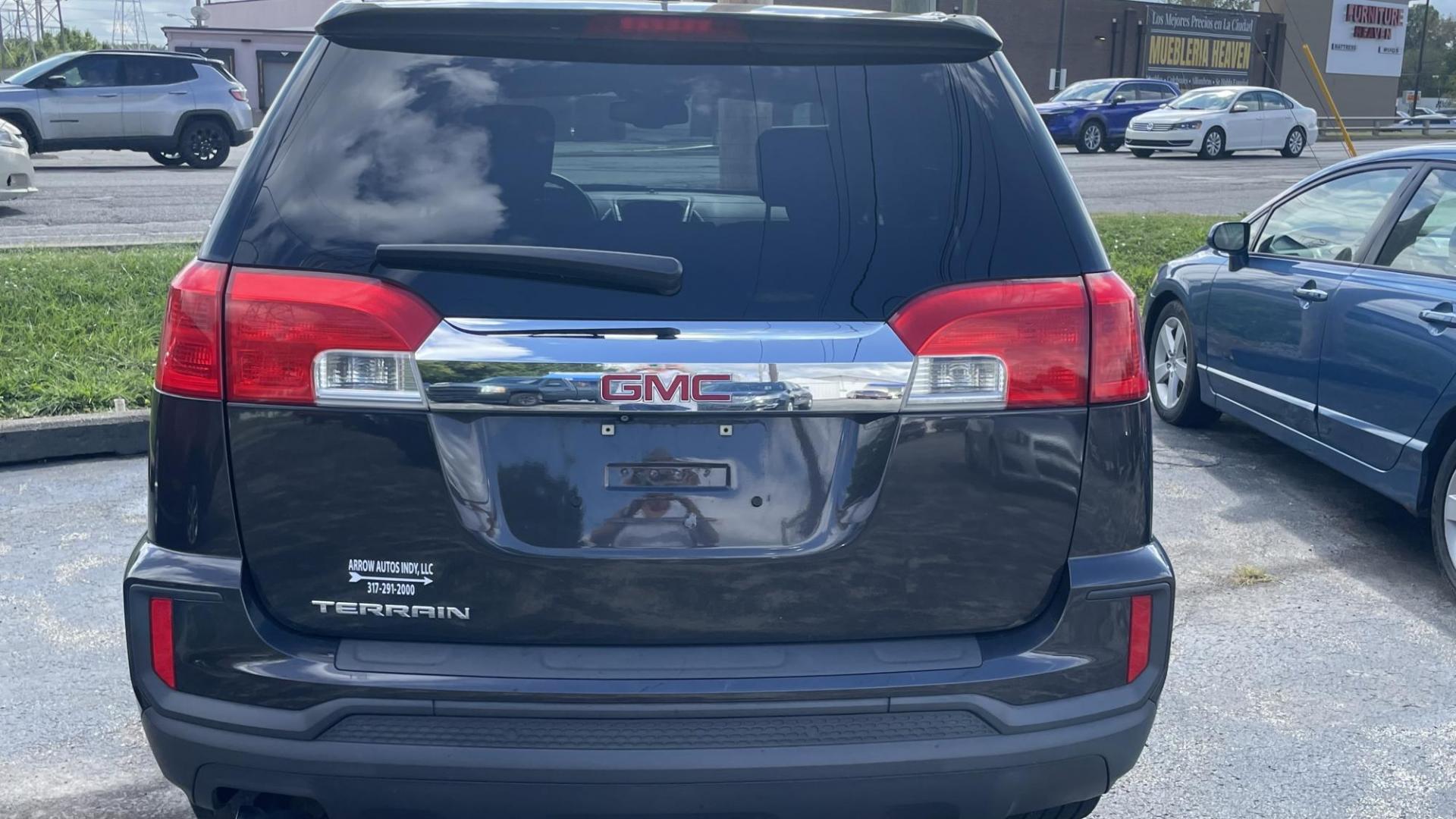 2016 DARK GRAY /GRAY GMC Terrain SLE1 FWD (2GKALMEK8G6) with an 2.4L L4 DOHC 16V engine, 6A transmission, located at 2710A Westlane Rd., Indianapolis, IN, 46268, (317) 291-2000, 39.885670, -86.208160 - Photo#3