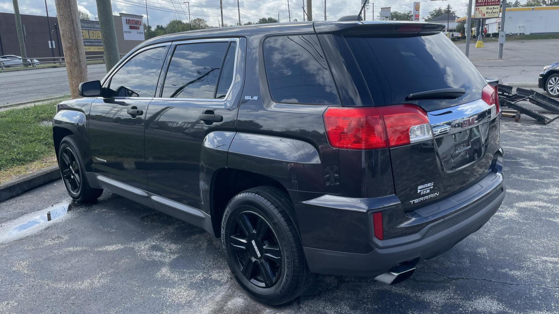 2016 DARK GRAY /GRAY GMC Terrain SLE1 FWD (2GKALMEK8G6) with an 2.4L L4 DOHC 16V engine, 6A transmission, located at 2710A Westlane Rd., Indianapolis, IN, 46268, (317) 291-2000, 39.885670, -86.208160 - Photo#4