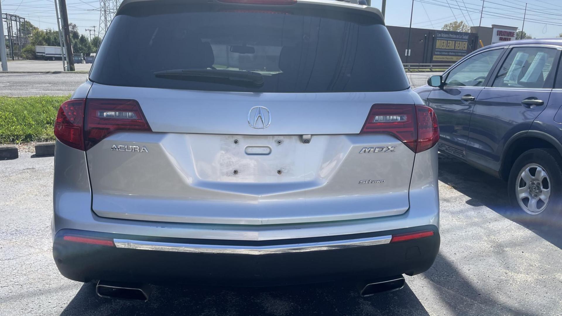 2010 Silver Acura MDX Tech Package (2HNYD2H67AH) with an 3.5L V6 SOHC 24V engine, 6-Speed Automatic transmission, located at 2710A Westlane Rd., Indianapolis, IN, 46268, (317) 291-2000, 39.885670, -86.208160 - Photo#10