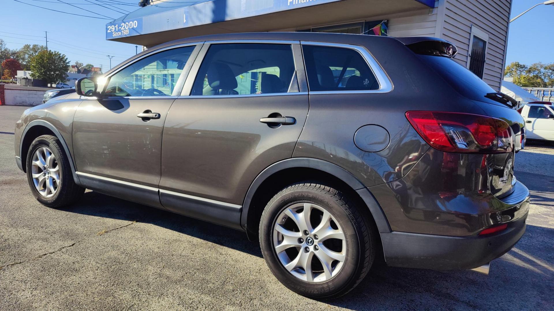 2015 Mazda CX-9 Touring (JM3TB2CA3F0) with an 3.7L V6 DOHC 24V engine, 6-Speed Automatic transmission, located at 2710A Westlane Rd., Indianapolis, IN, 46268, (317) 291-2000, 39.885670, -86.208160 - Photo#2