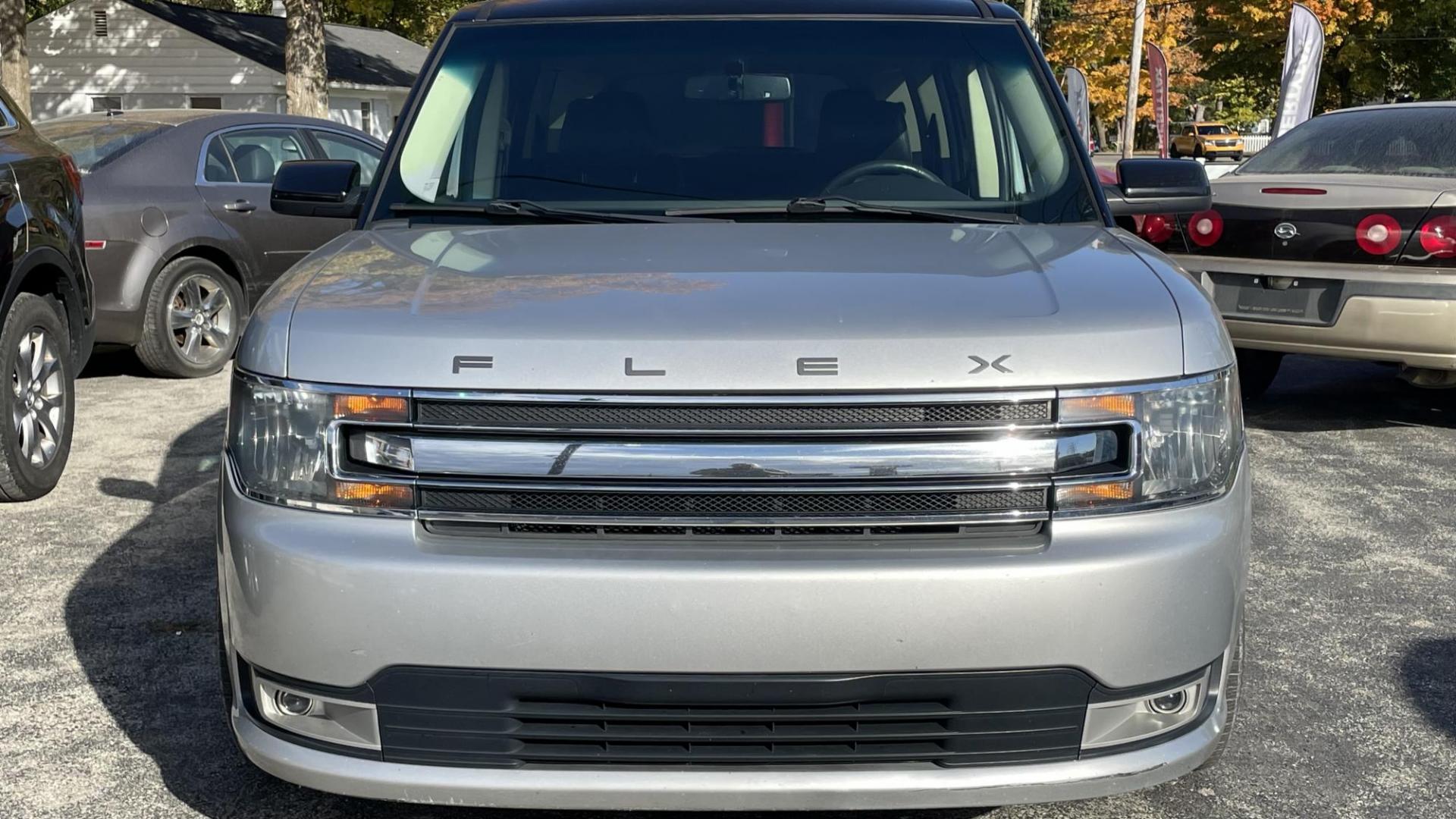 2014 Silver /GREY Ford Flex SEL AWD (2FMHK6C81EB) with an 3.5L V6 DOHC 24V engine, 6-Speed Automatic Overdrive transmission, located at 2710A Westlane Rd., Indianapolis, IN, 46268, (317) 291-2000, 39.885670, -86.208160 - Photo#7