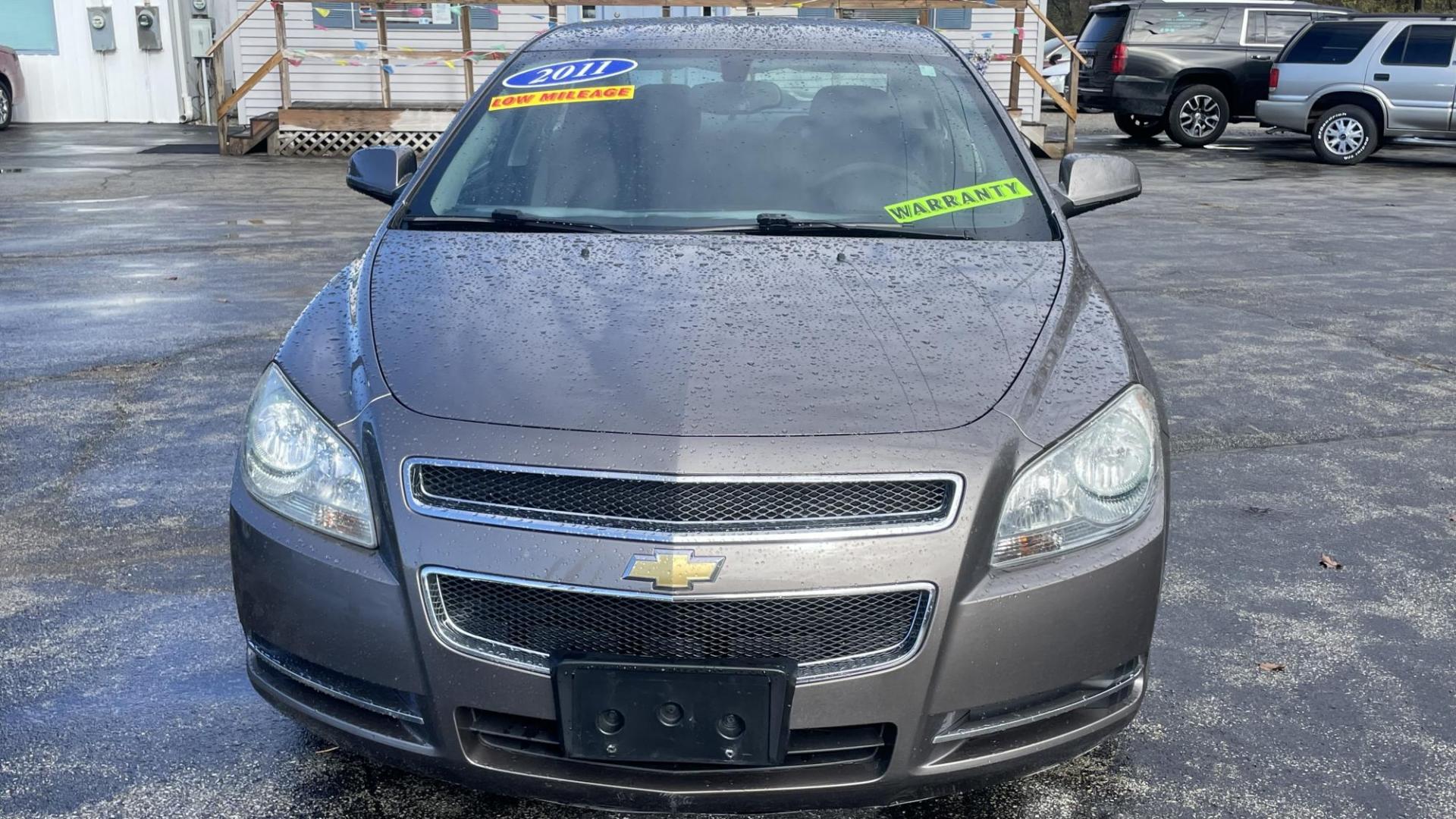 2011 Chevrolet Malibu 1LT photo 6