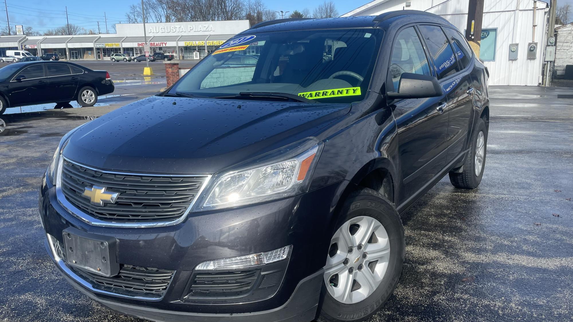 photo of 2017 Chevrolet Traverse LS FWD w/PDC / OUTSIDE FINANCE / WARRANTY, GAP, ROADSIDE ASSISTANCE AVAILABLE