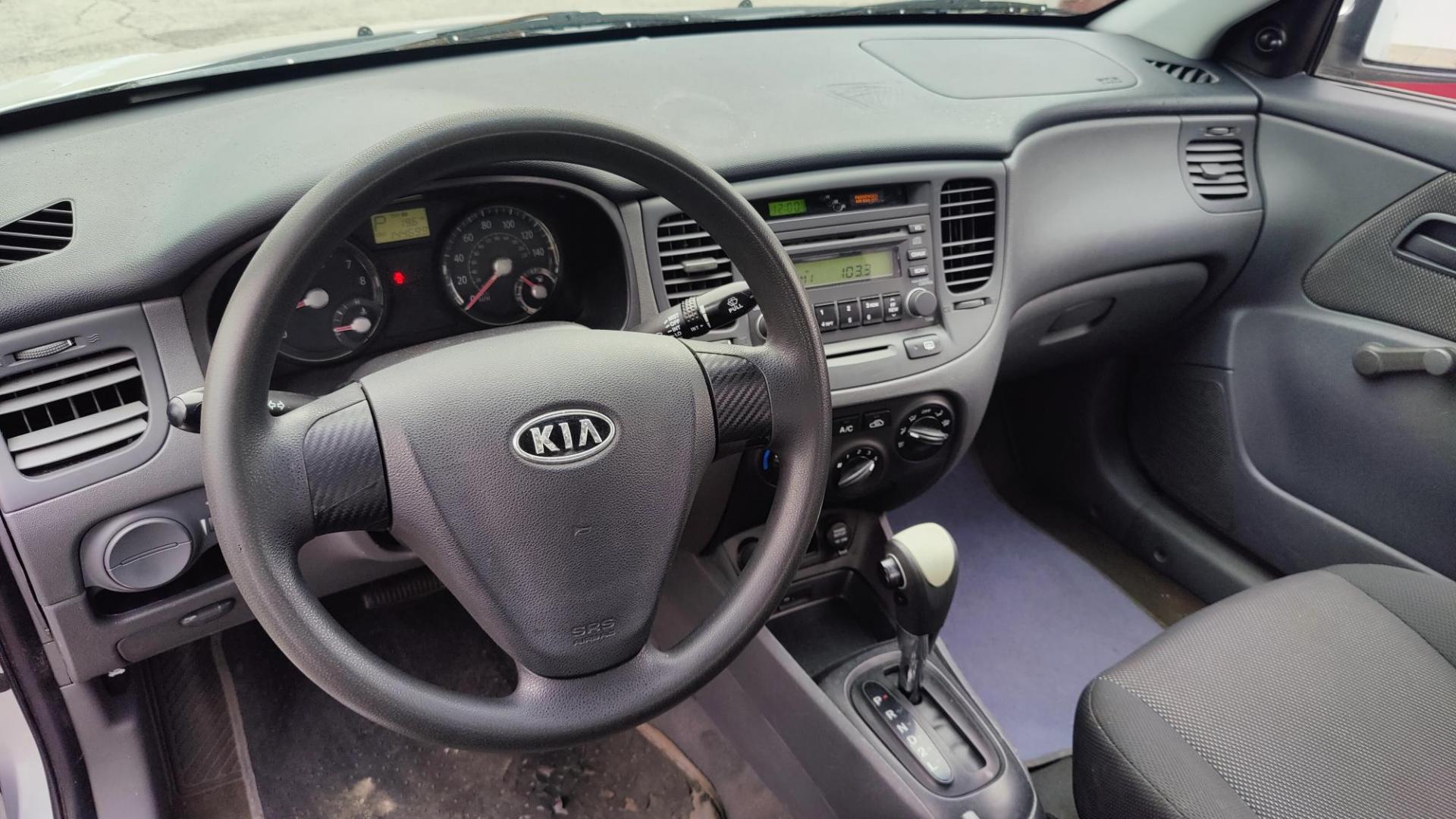 2008 Silver Kia Rio Base (KNADE123486) with an 1.6L L4 DOHC 16V engine, 5-Speed Manual Overdrive transmission, located at 2710A Westlane Rd., Indianapolis, IN, 46268, (317) 291-2000, 39.885670, -86.208160 - Photo#8