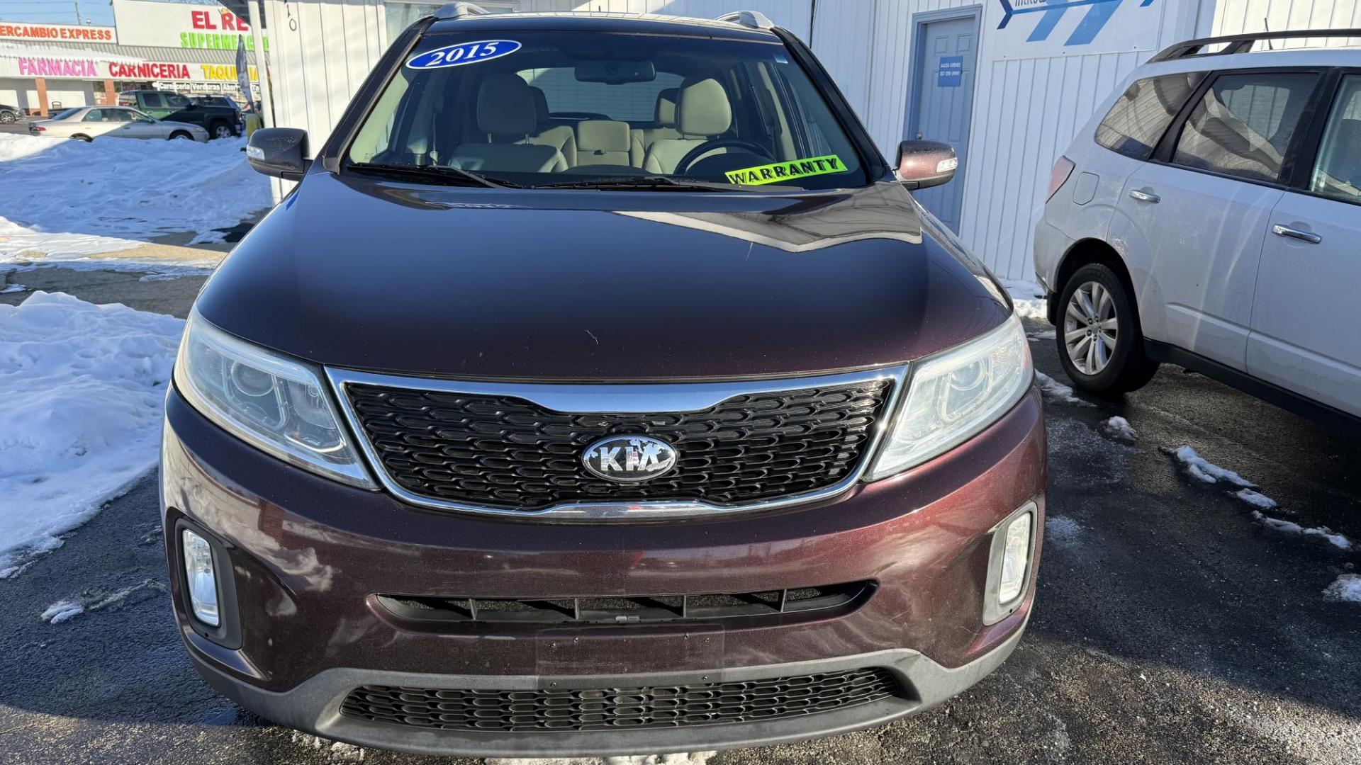 2015 Kia Sorento LX V6 AWD (5XYKTDA72FG) with an 3.3L V6 DOHC 24V engine, 6-Speed Automatic transmission, located at 2710A Westlane Rd., Indianapolis, IN, 46268, (317) 291-2000, 39.885670, -86.208160 - Photo#2