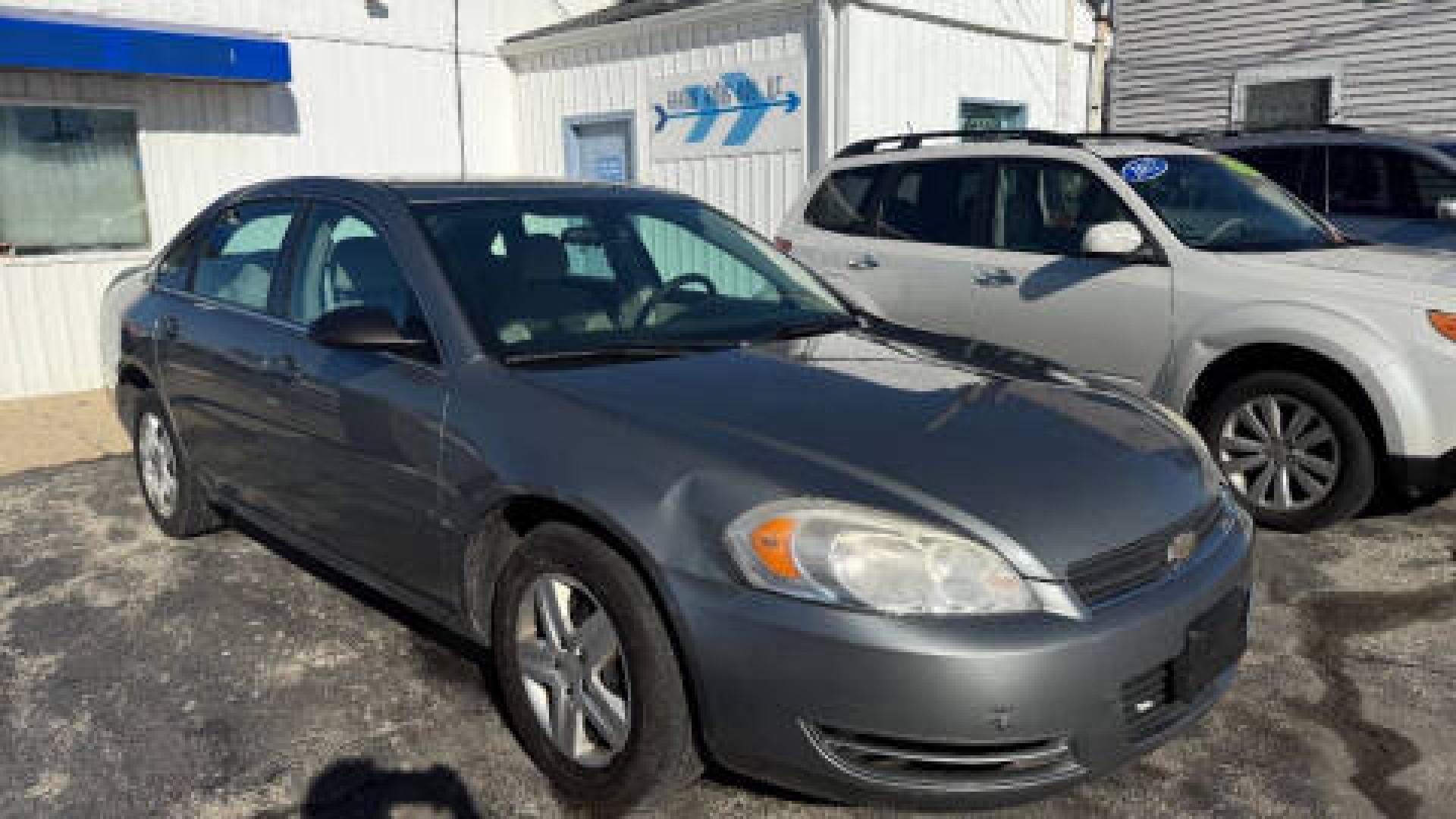 2007 Silver Chevrolet Impala LS (2G1WB58K979) with an 3.5L V6 OHV 16V FFV engine, 4-Speed Automatic Overdrive transmission, located at 2710A Westlane Rd., Indianapolis, IN, 46268, (317) 291-2000, 39.885670, -86.208160 - Photo#2