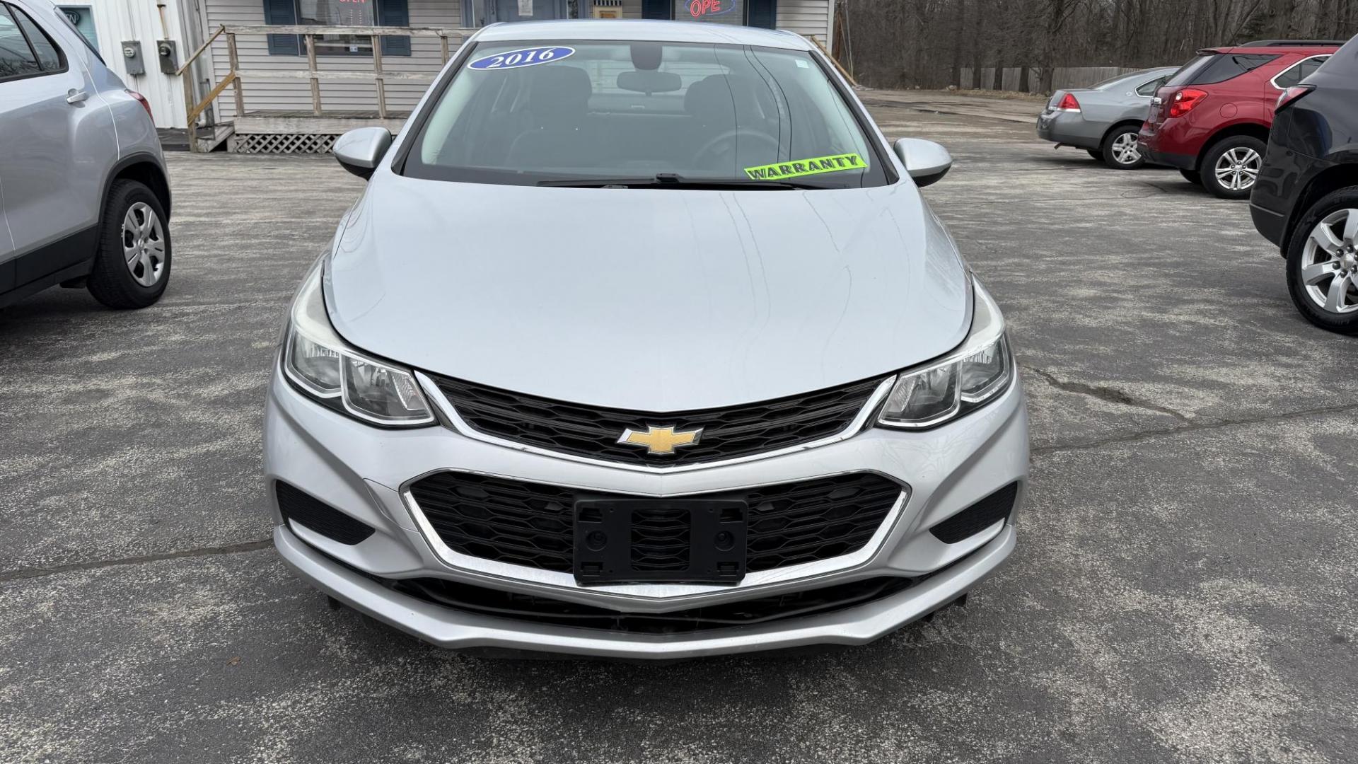 2016 Silver /GRAY Chevrolet Cruze LS Auto (1G1BC5SM2G7) with an 1.4L L4 DOHC 16V TURBO engine, 6A transmission, located at 2710A Westlane Rd., Indianapolis, IN, 46268, (317) 291-2000, 39.885670, -86.208160 - Photo#2