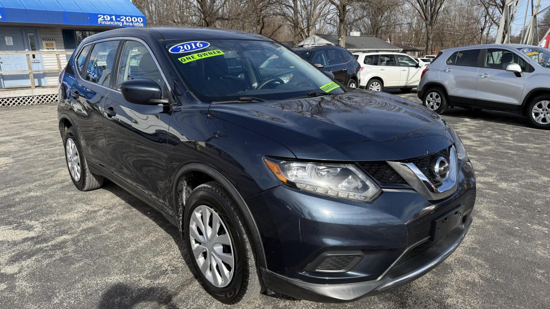 2016 BLUE /BLACK Nissan Rogue SV AWD (KNMAT2MV4GP) with an 2.5L L4 DOHC 16V engine, CVT transmission, located at 2710A Westlane Rd., Indianapolis, IN, 46268, (317) 291-2000, 39.885670, -86.208160 - Photo#1