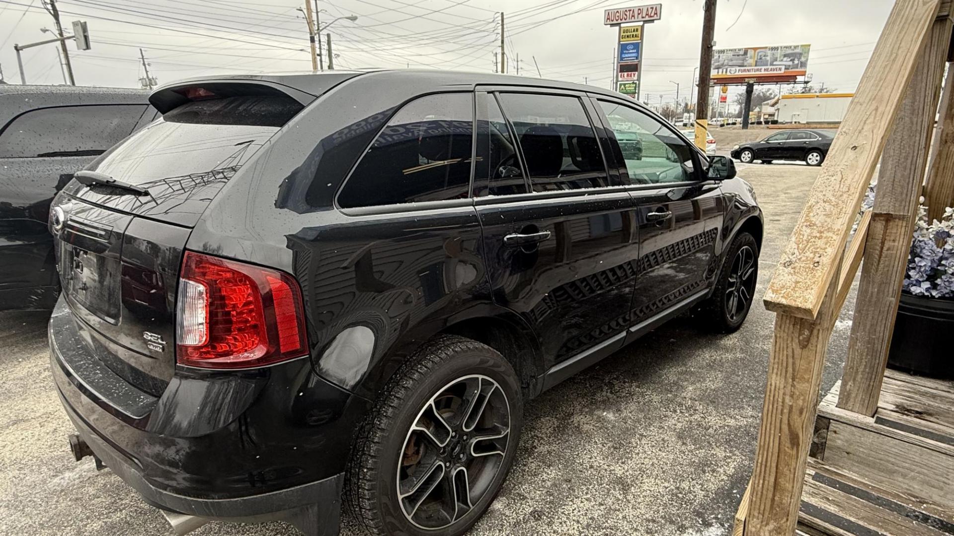 2014 BLACK /BLACK Ford Edge SEL AWD (2FMDK4JC0EB) with an 3.5L V6 DOHC 24V engine, 6-Speed Automatic transmission, located at 2710A Westlane Rd., Indianapolis, IN, 46268, (317) 291-2000, 39.885670, -86.208160 - Photo#4