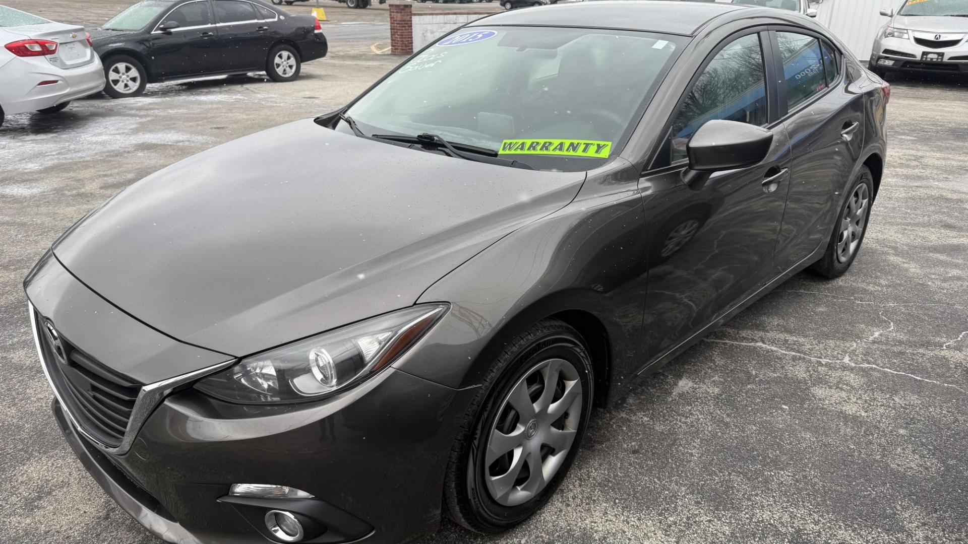 2015 DARK GRAY /GRAY Mazda MAZDA3 i Sport AT 4-Door (JM1BM1U77F1) with an 2.0L L4 DOHC 16V engine, 6-Speed Automatic transmission, located at 2710A Westlane Rd., Indianapolis, IN, 46268, (317) 291-2000, 39.885670, -86.208160 - Photo#1